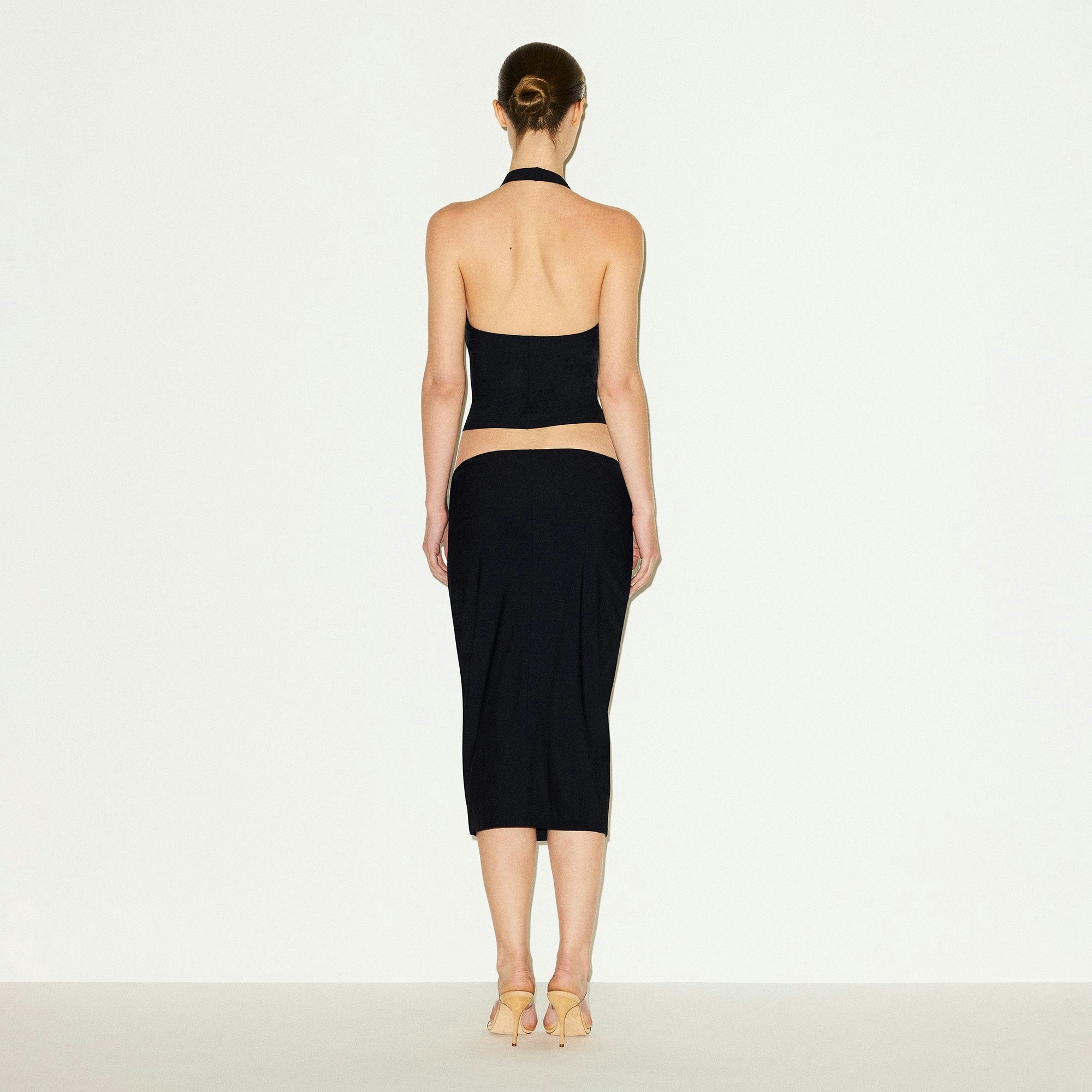 CLING MATTE MIDI SKIRT