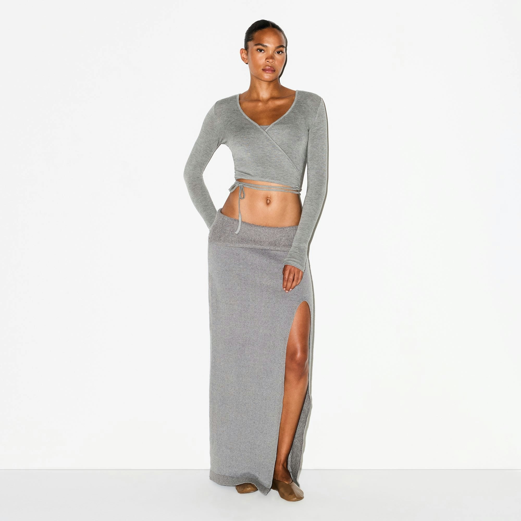 Skims Textured Knit High Slit Long Skirt Dark Heather Grey