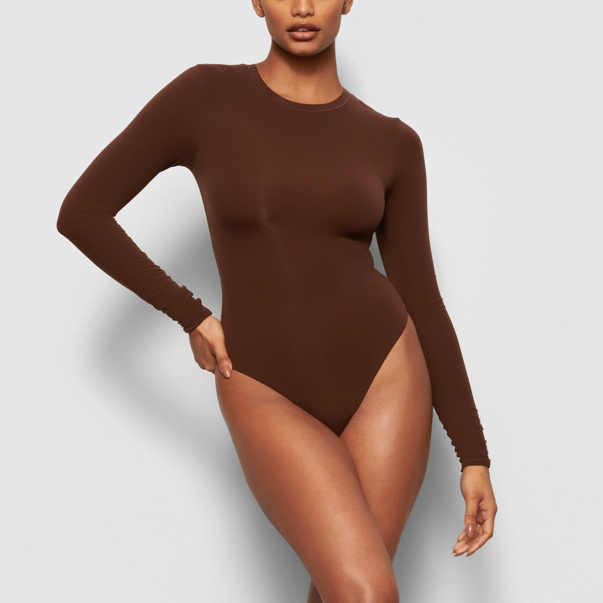 Skims Fits Everybody Long Sleeve Crew Neck Bodysuit Cocoa
