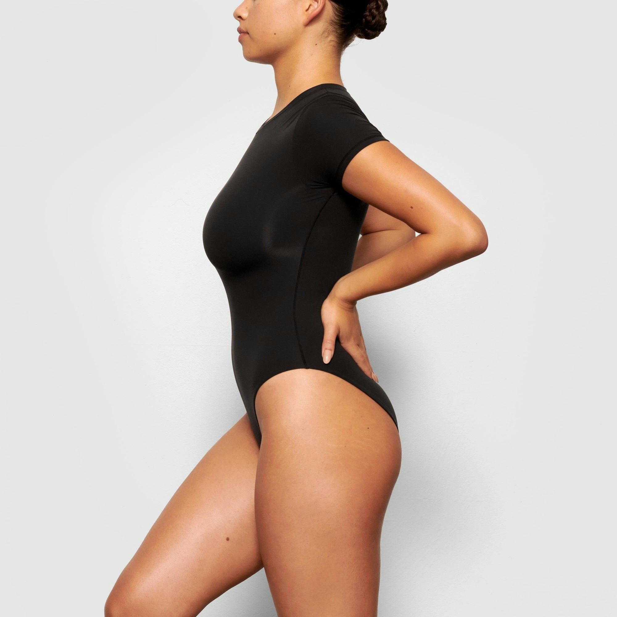 Skims Fits Everybody T-Shirt Bodysuit Onyx