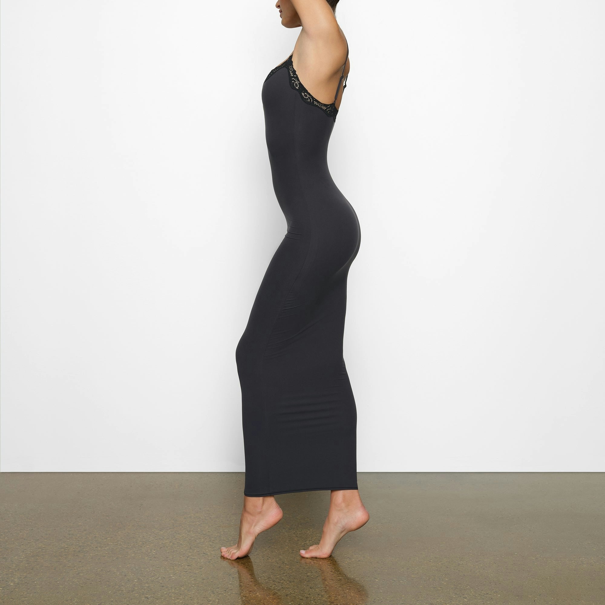 Skims Fits Everybody Lace Long Slip Dress Onyx