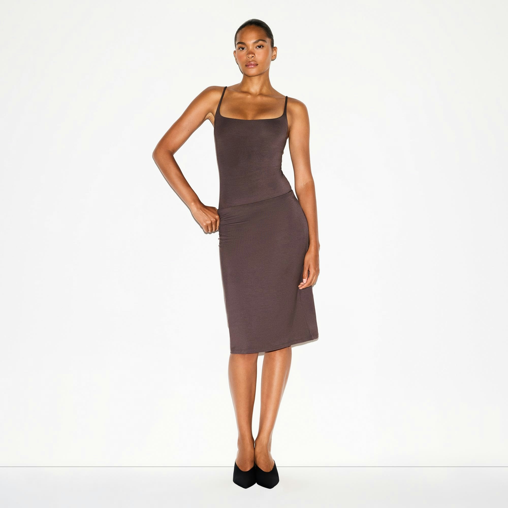 SMOOTH LAYERS SCOOP NECK BODYSUIT