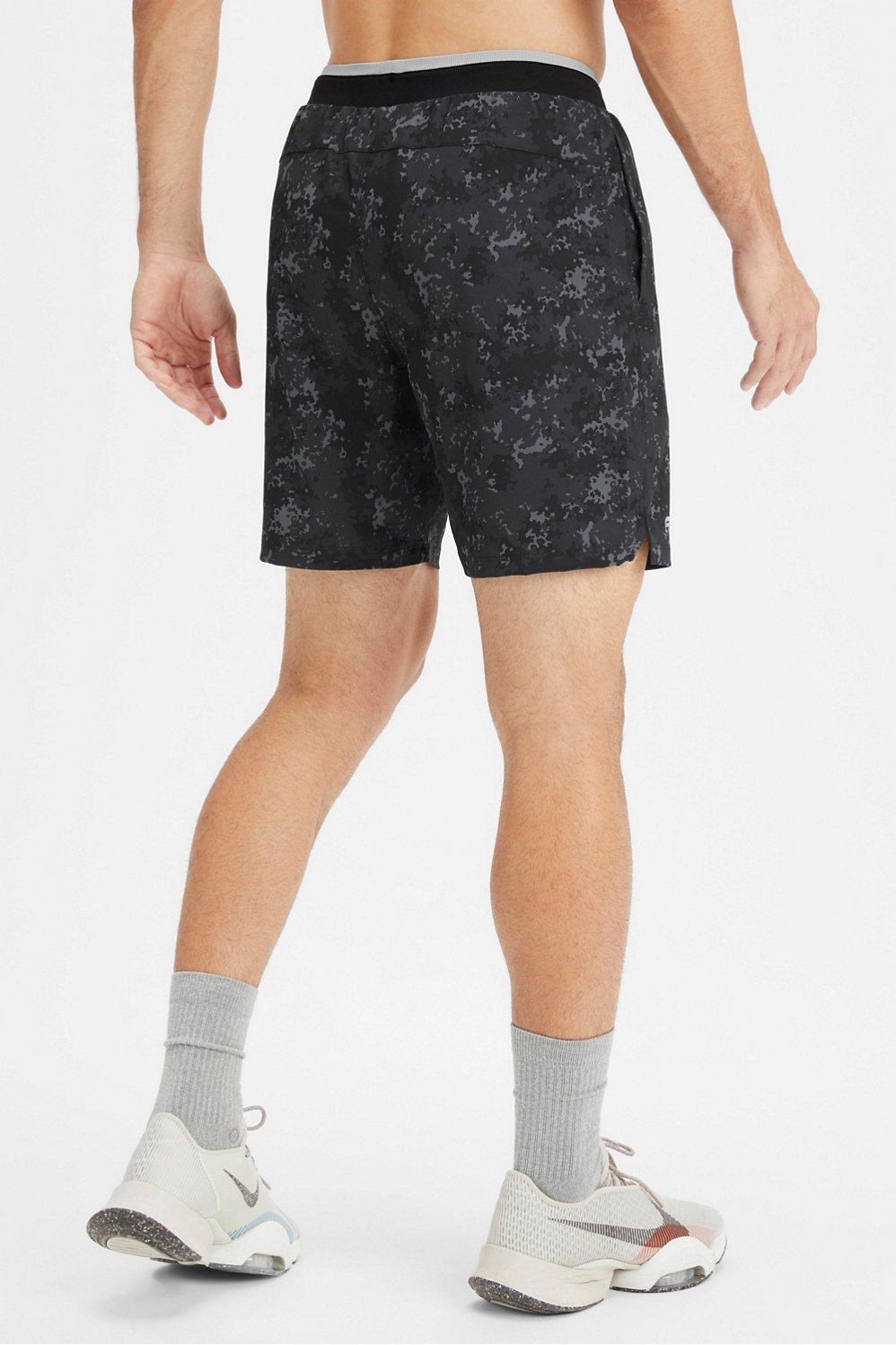 Fabletics The Fundamental Short II 7in