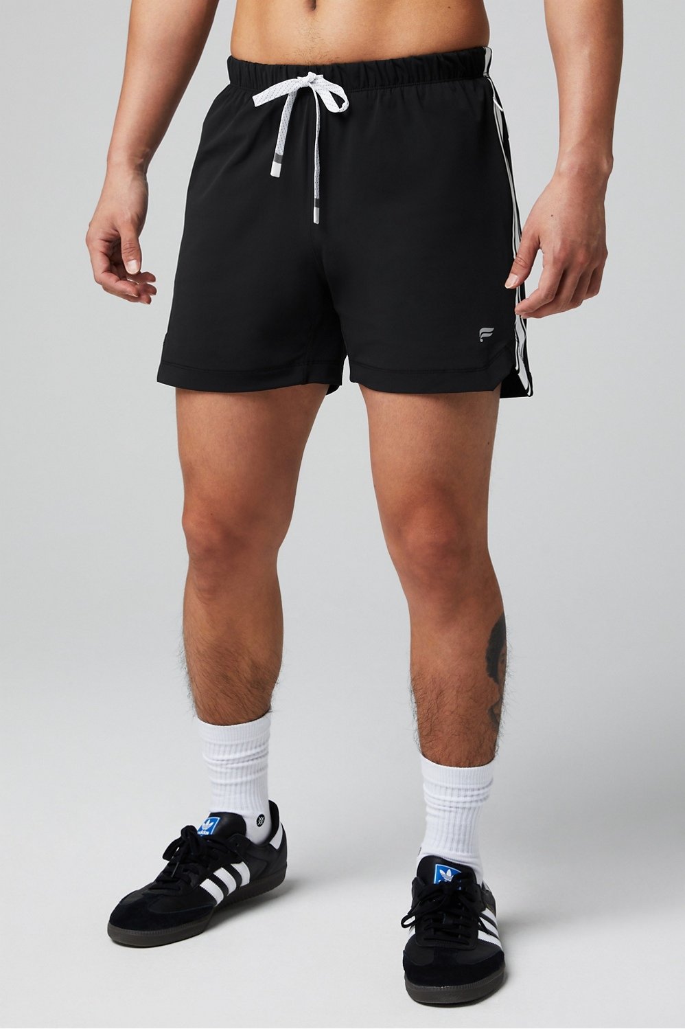 #color_black/classic-white-stripe