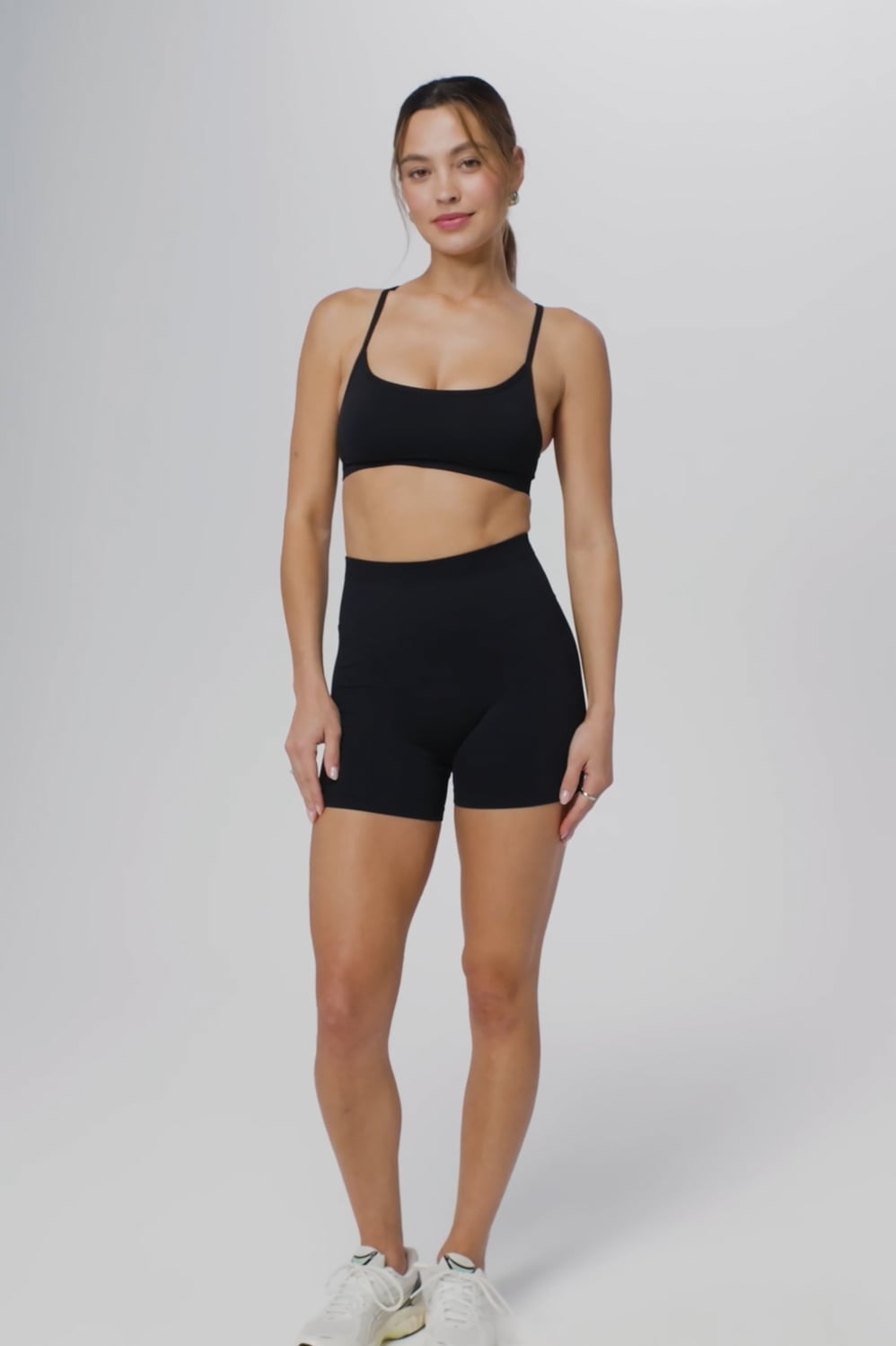 Fabletics Seamless Scrunch Short 4"