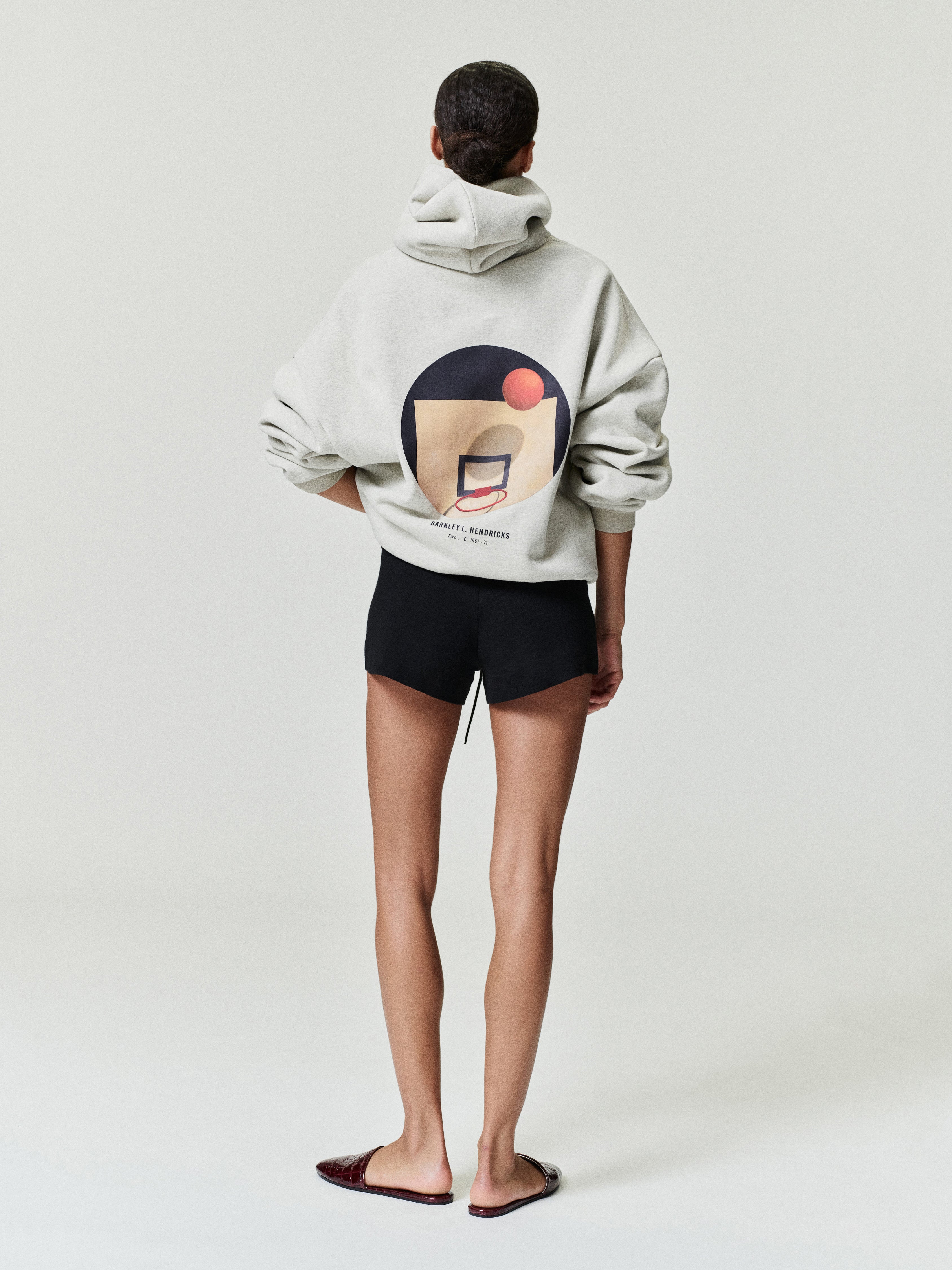 Essentials Nba X Barkley Hendricks 90S Hoodie Heather Stone W/ Heather Rib