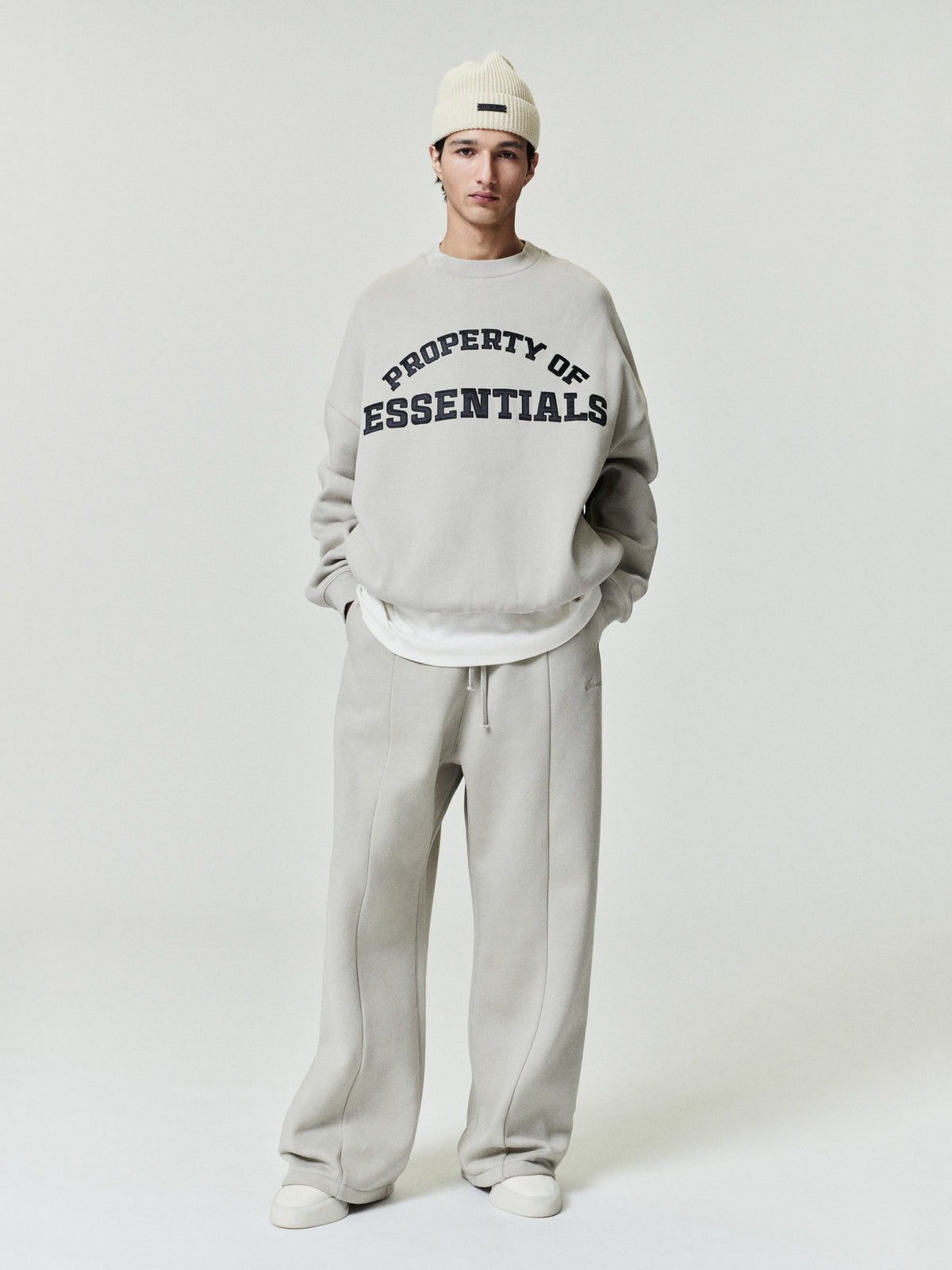 Essentials Signature Lounge Sweatpant Seal