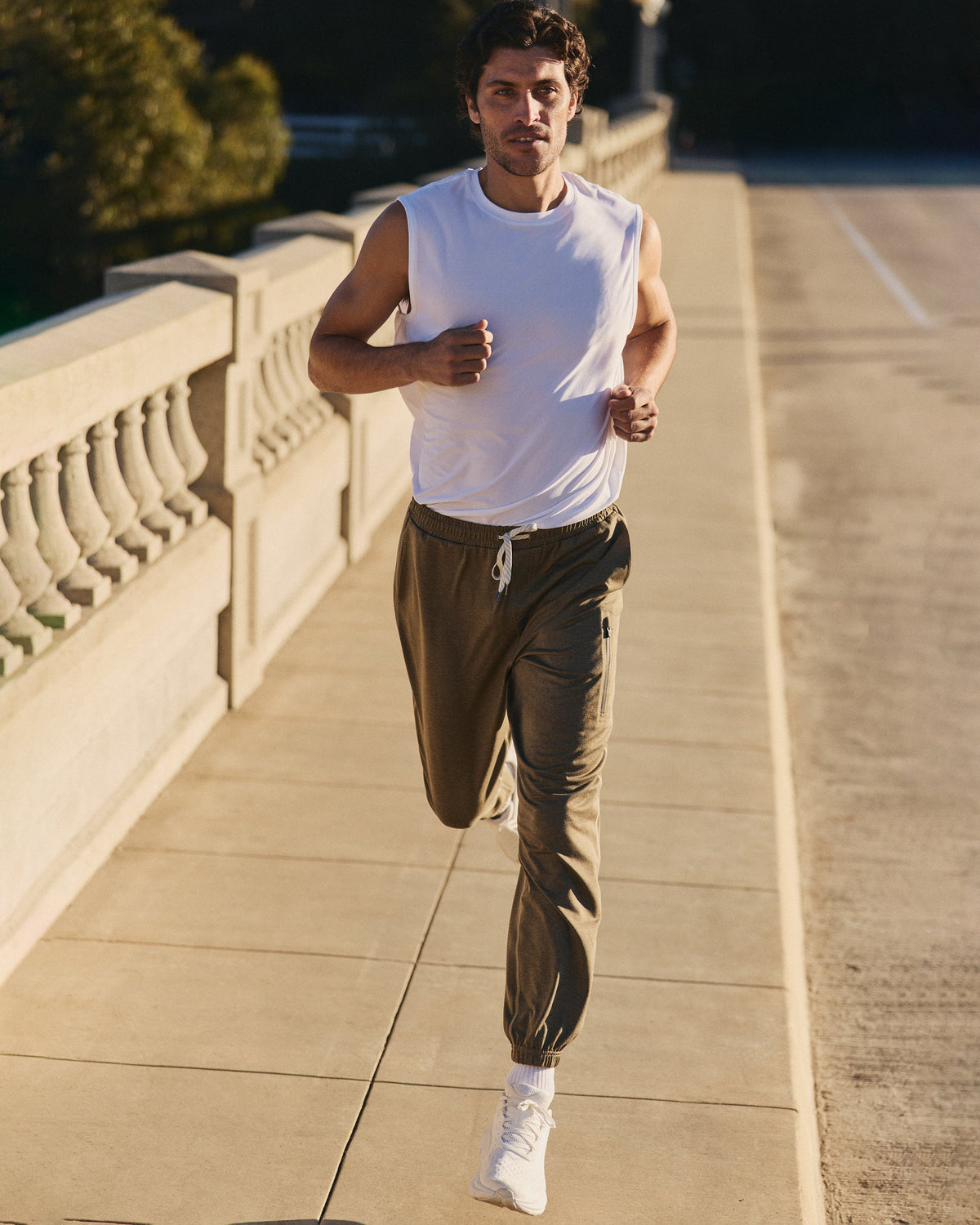 Vuori Sunday Performance Sweatpant