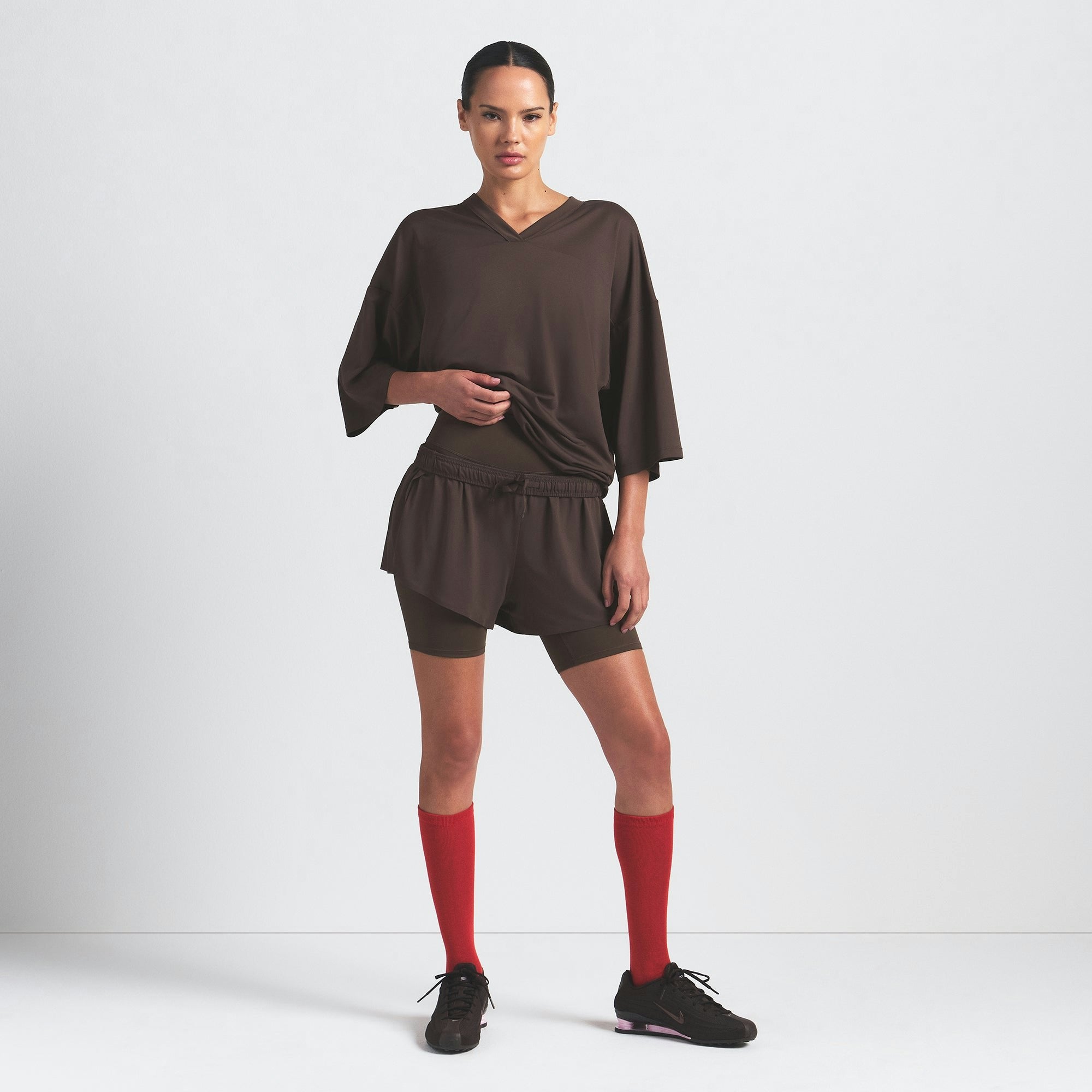 Skims Nikeskims Airy V-Neck Oversized Top Dark Sepia