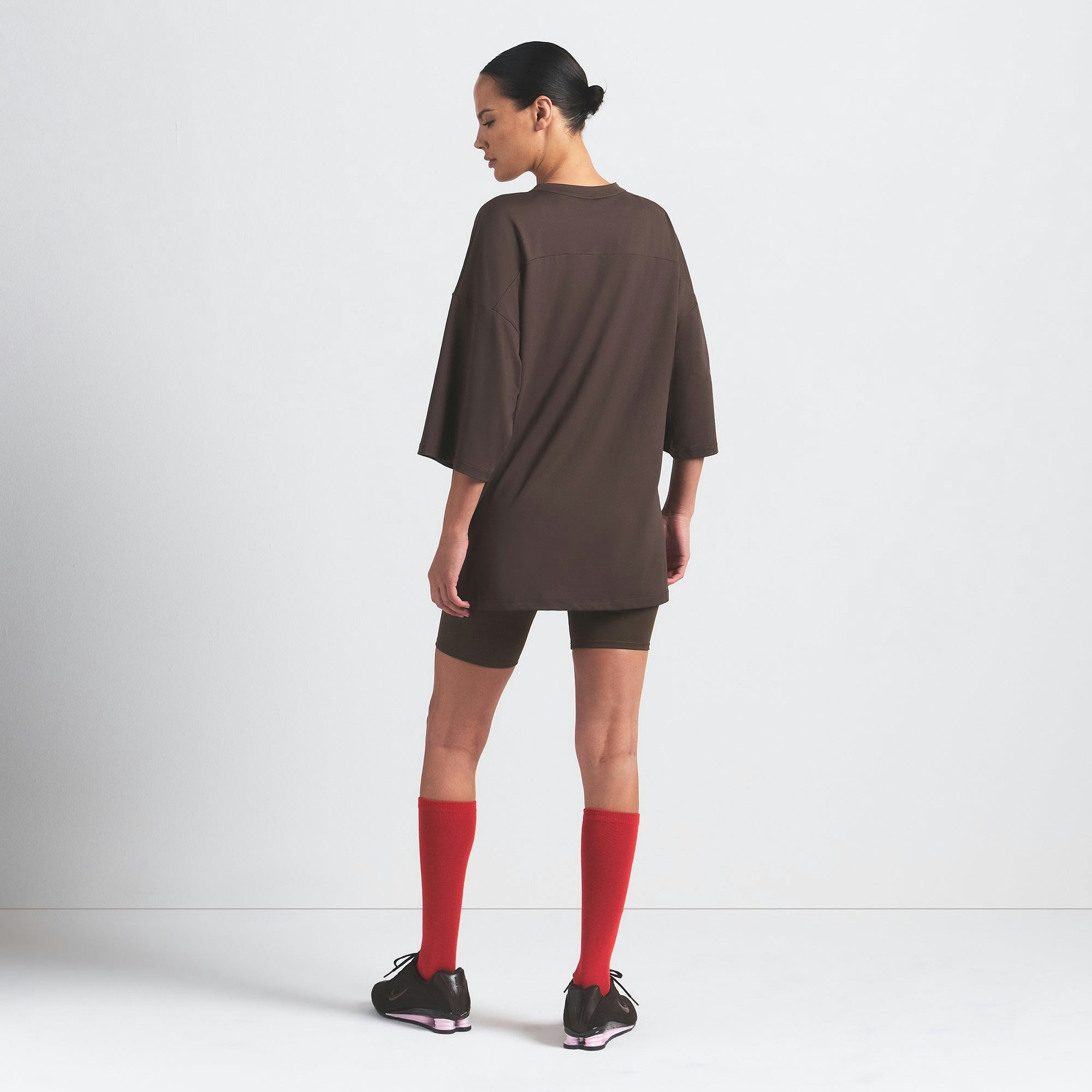 Skims Nikeskims Airy V-Neck Oversized Top Dark Sepia