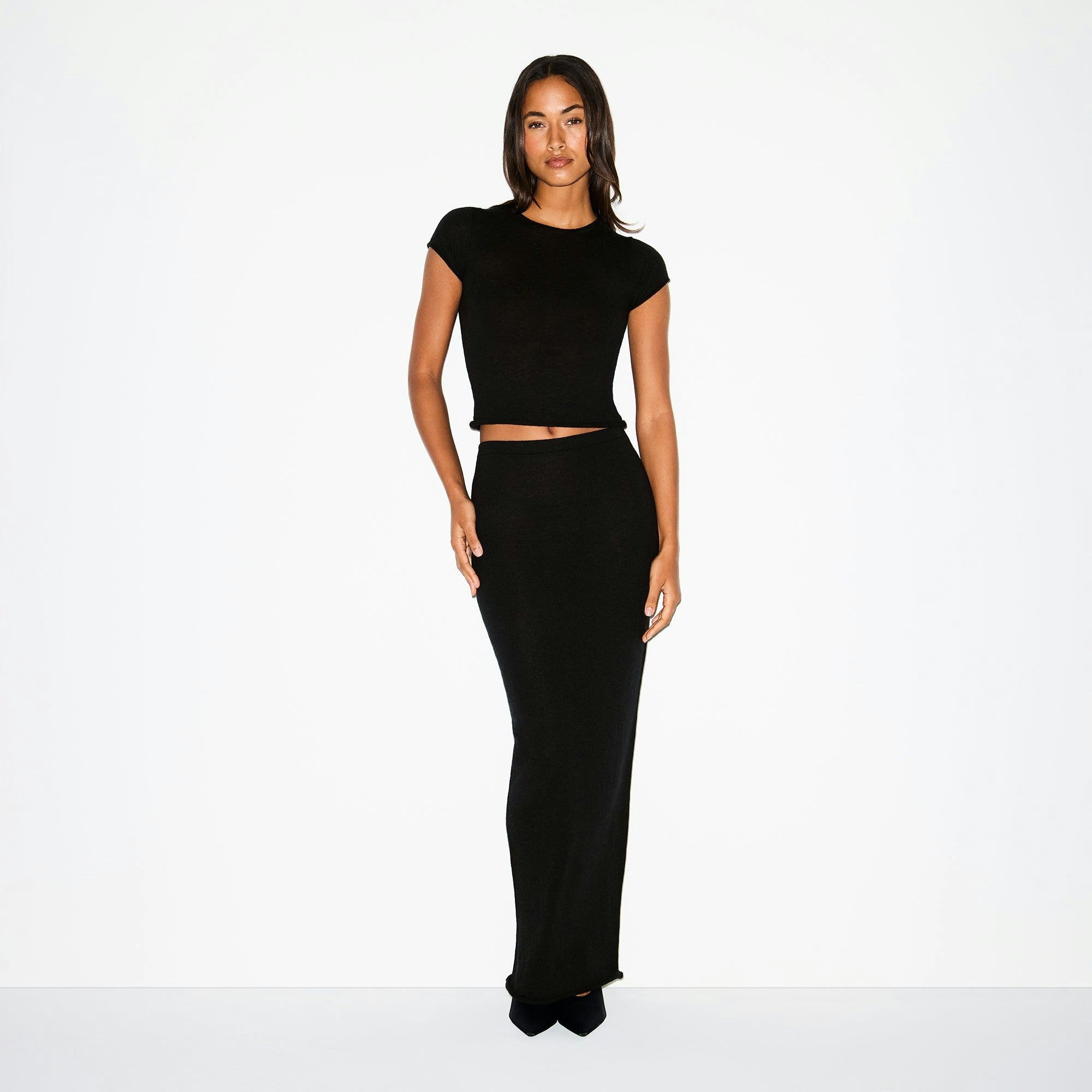 Skims Featherweight Cashmere Tee Onyx