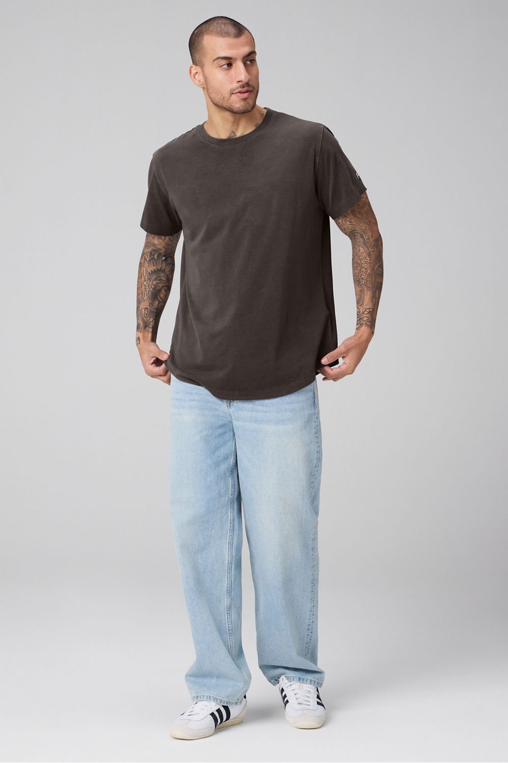 Fabletics The 24-7 Tee (Curved Hem)
