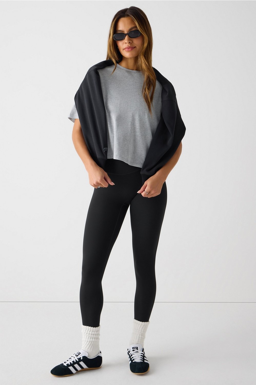 #color_classic-grey-heather/anatomy-of-christmas