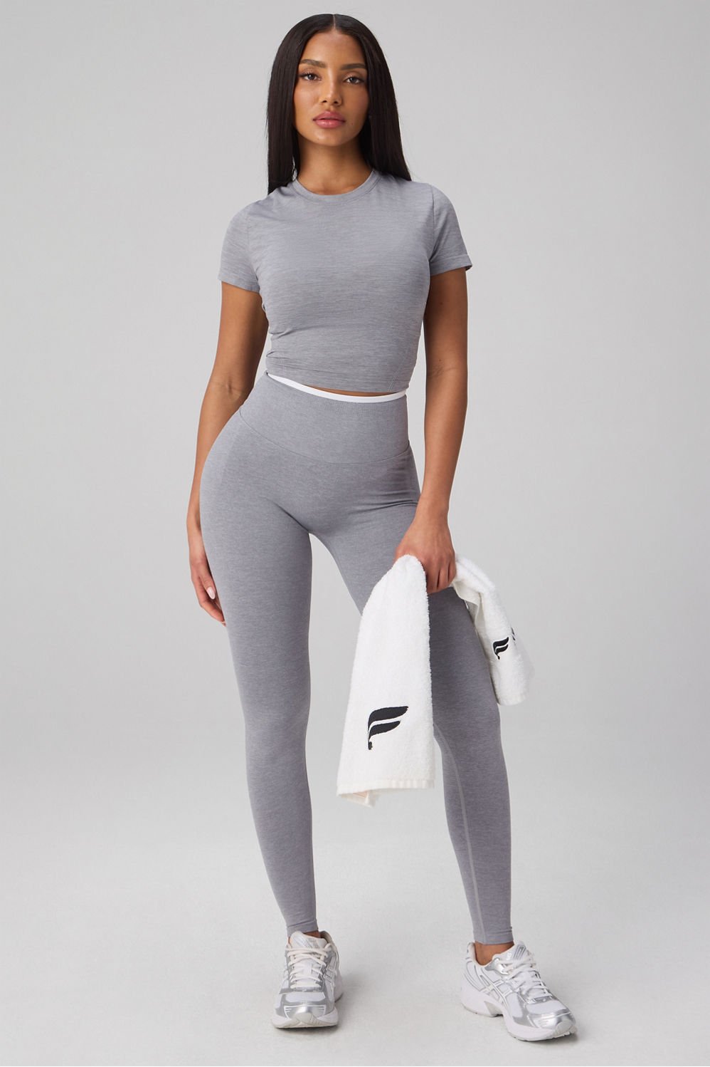 #color_classic-grey-heather