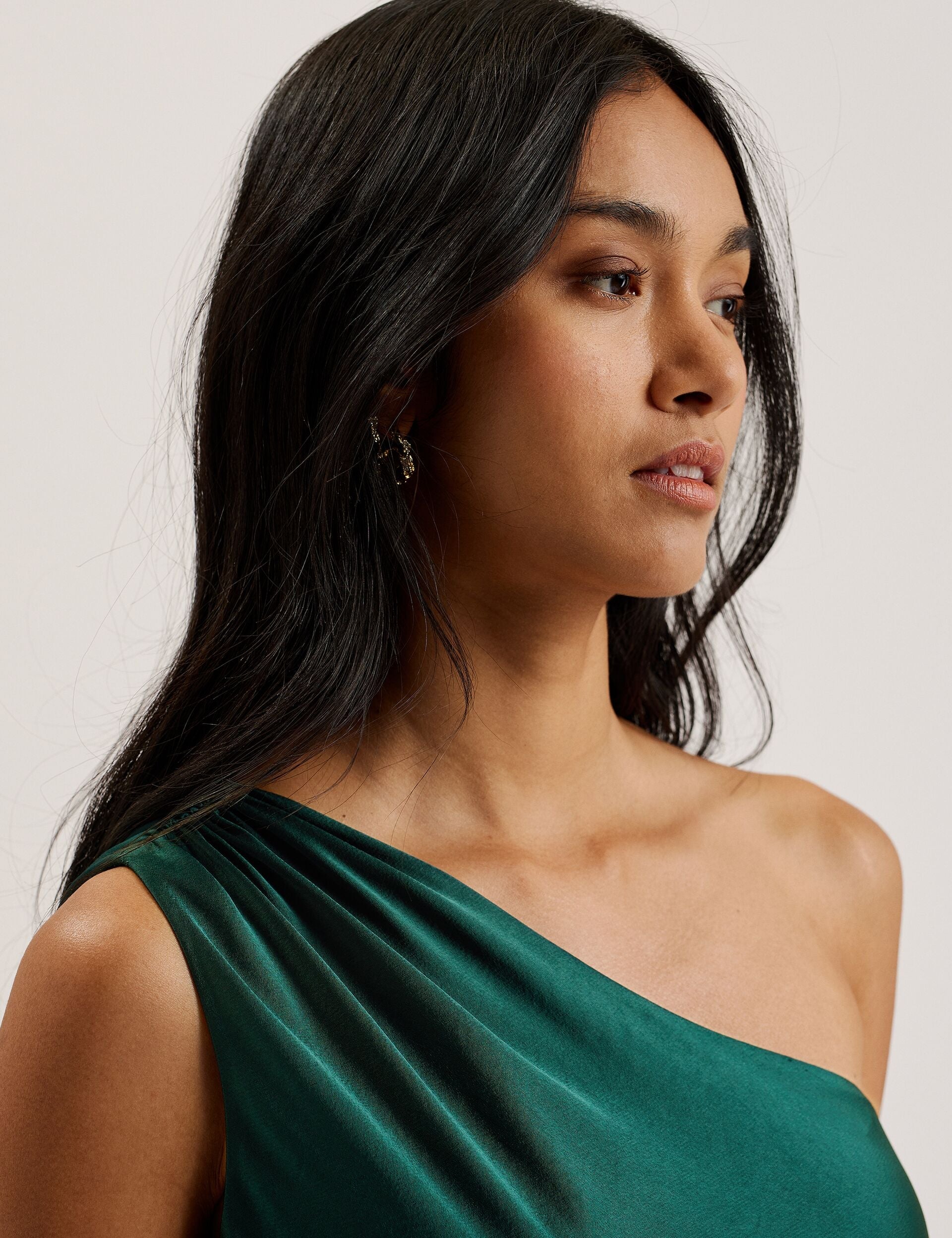 #color_dark-green