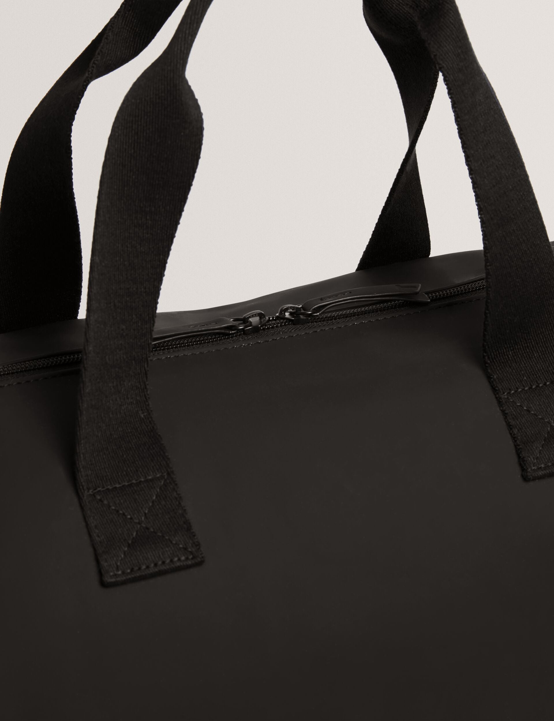 Ted Baker Ryland Rubberised Pu Barrel Holdall Bag