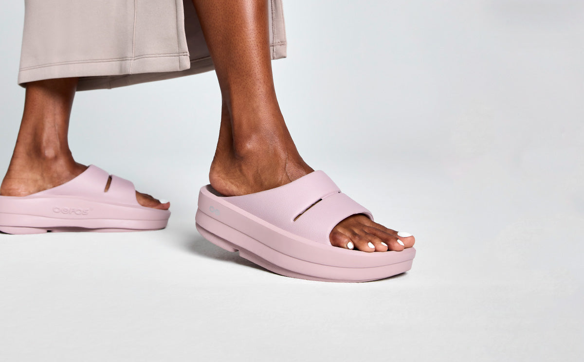 Oofos Women's Platform Slide Stardust