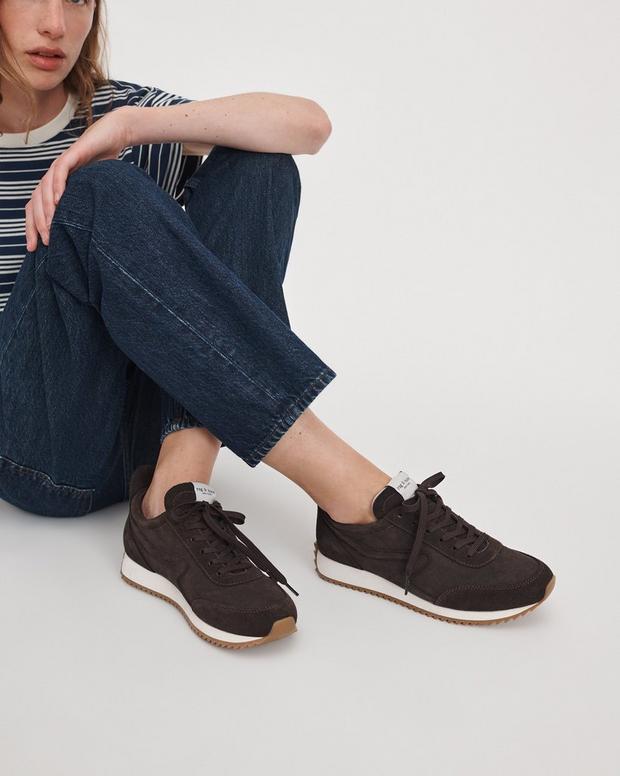 #color_dark-chocolate-suede