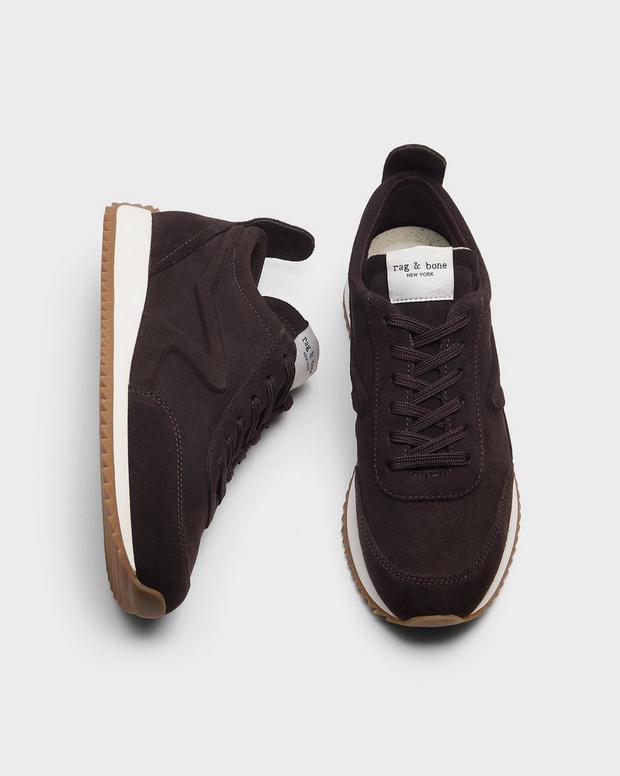#color_dark-chocolate-suede