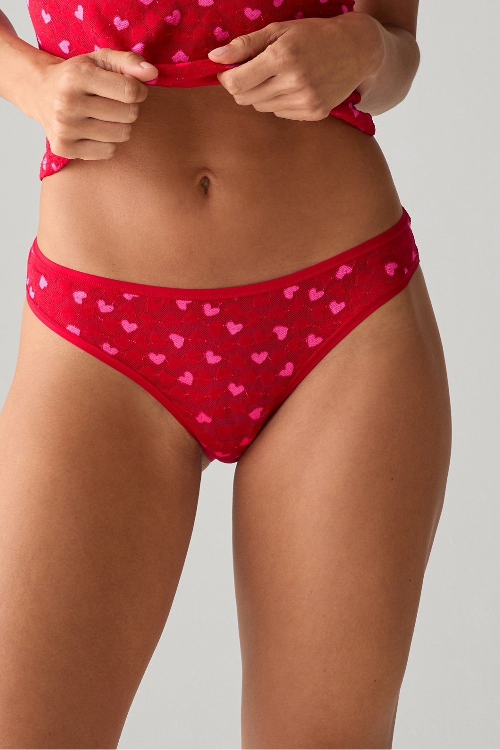 #color_drop-red-gorg/make-me-scream-pink-heart