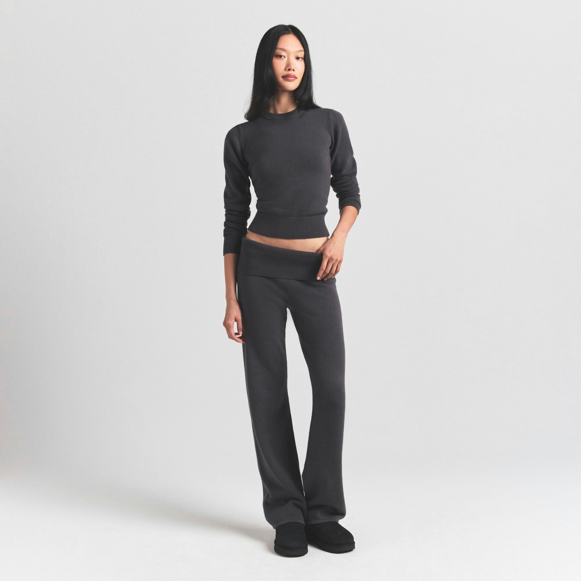 Skims Sweater Knits Ribbed Long Sleeve Fitted Crew Neck Ash