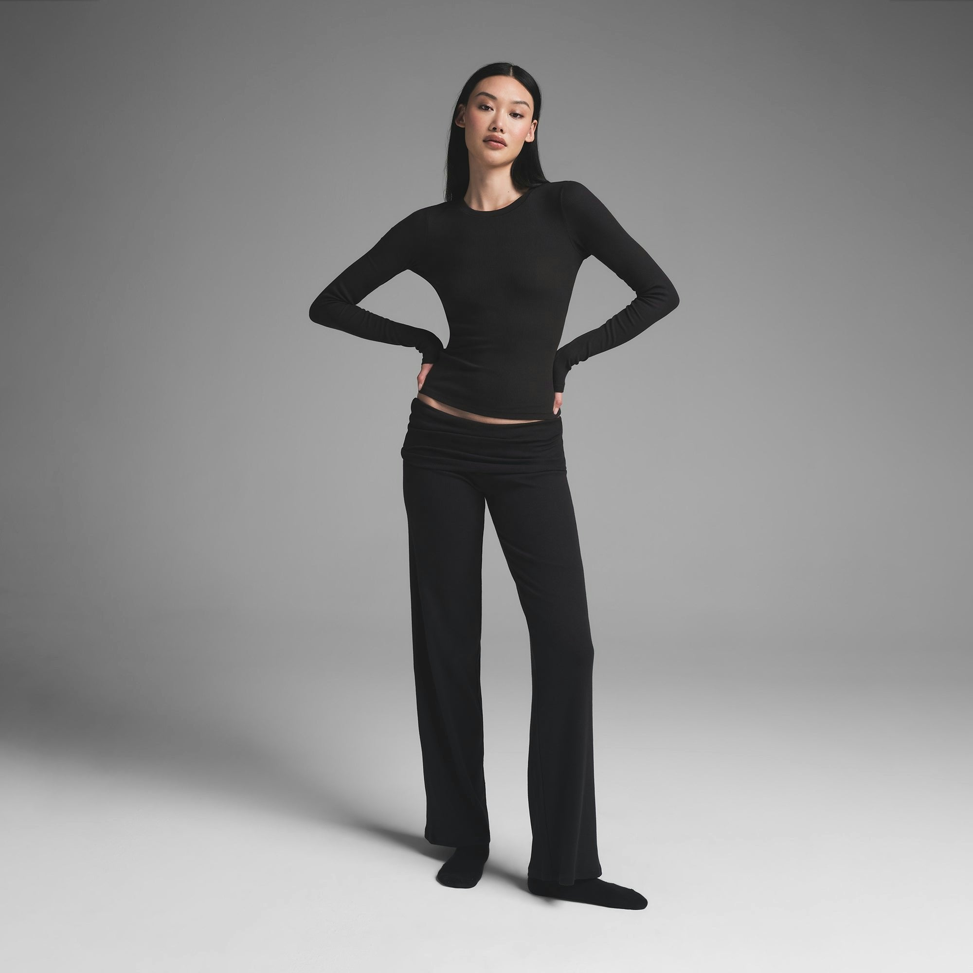 Skims Cotton Rib Long Sleeve T-Shirt Soot