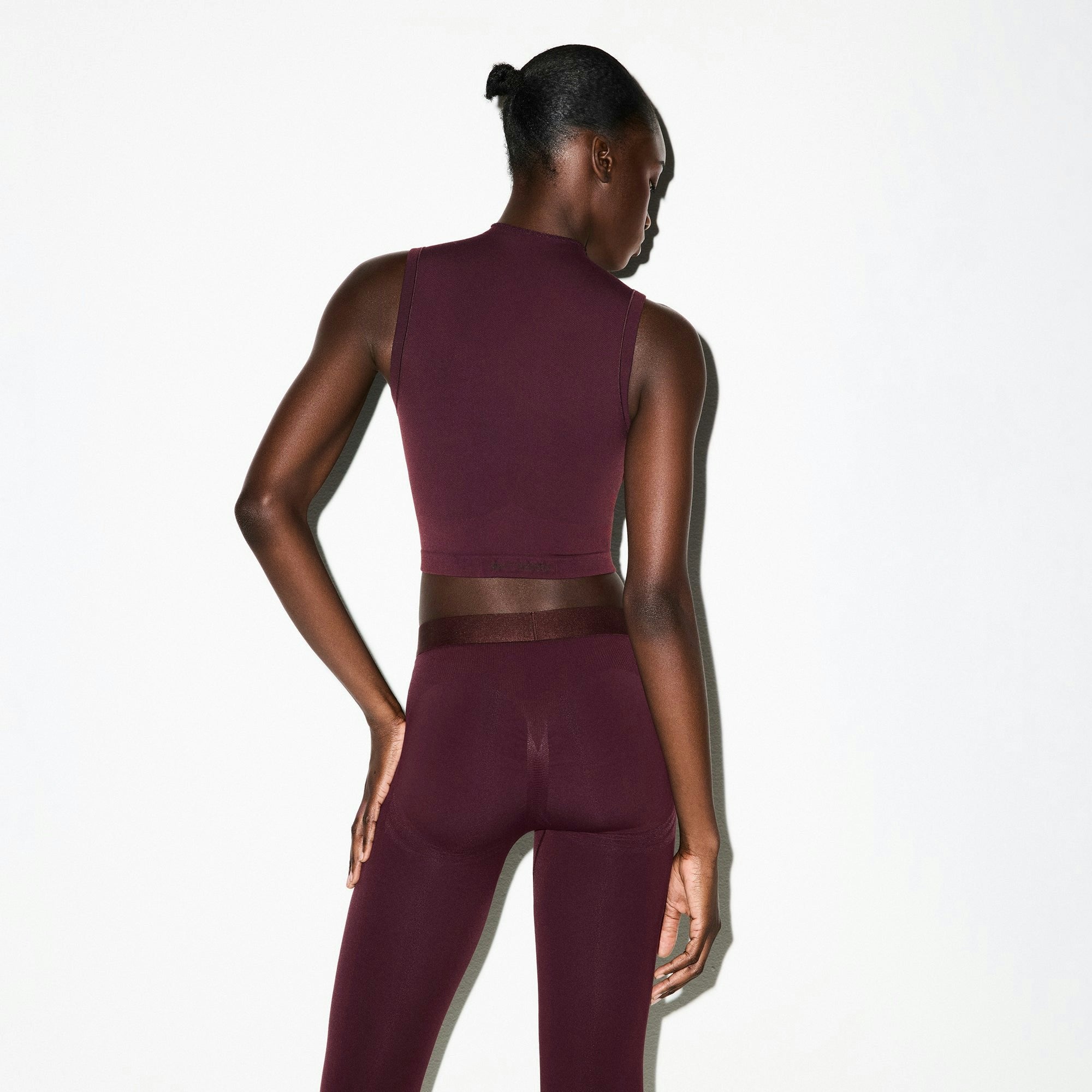 Skims Nikeskims Vintage Seamless Mock Neck Bra Top Currant