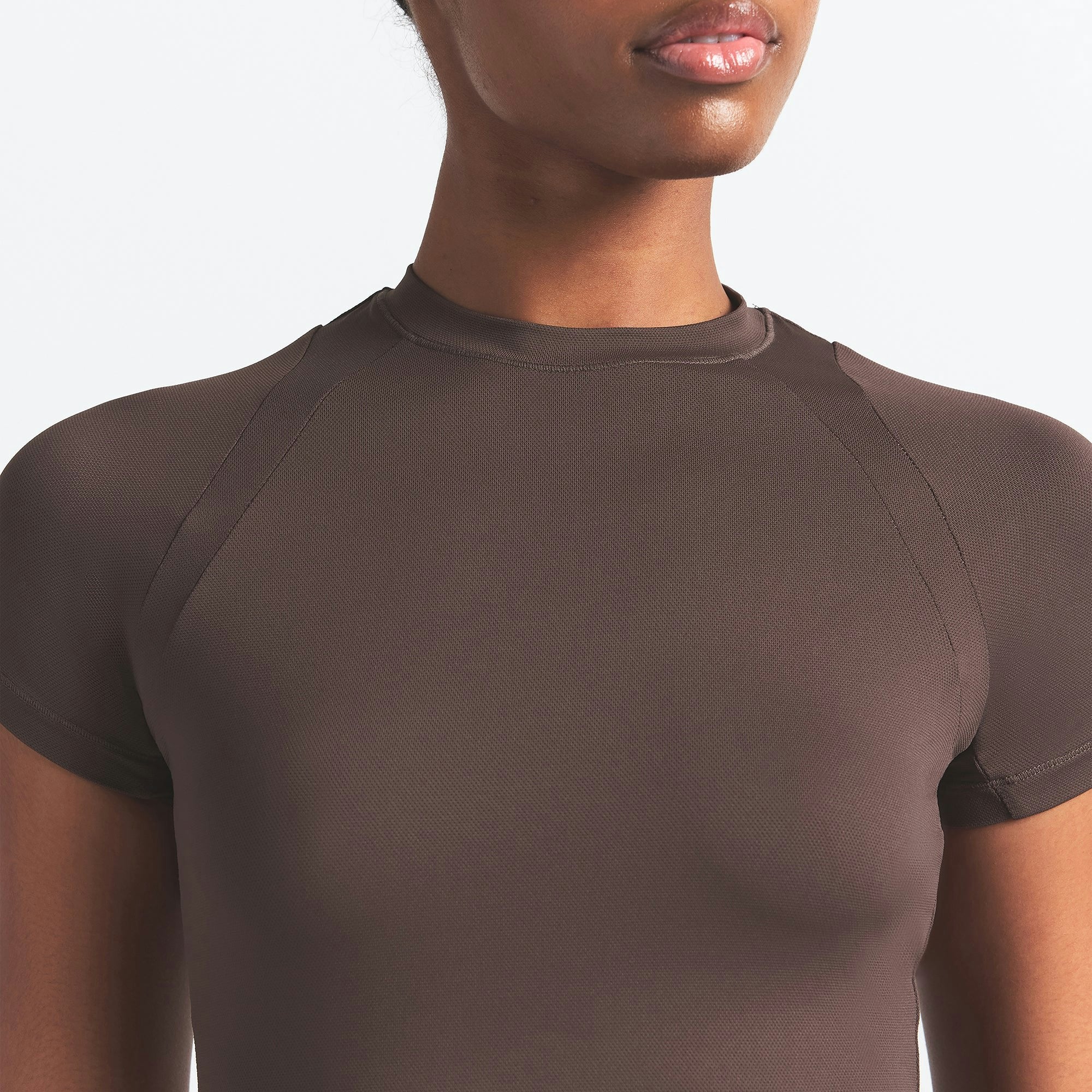 Skims Nikeskims Airy Baby Tee Dark Sepia