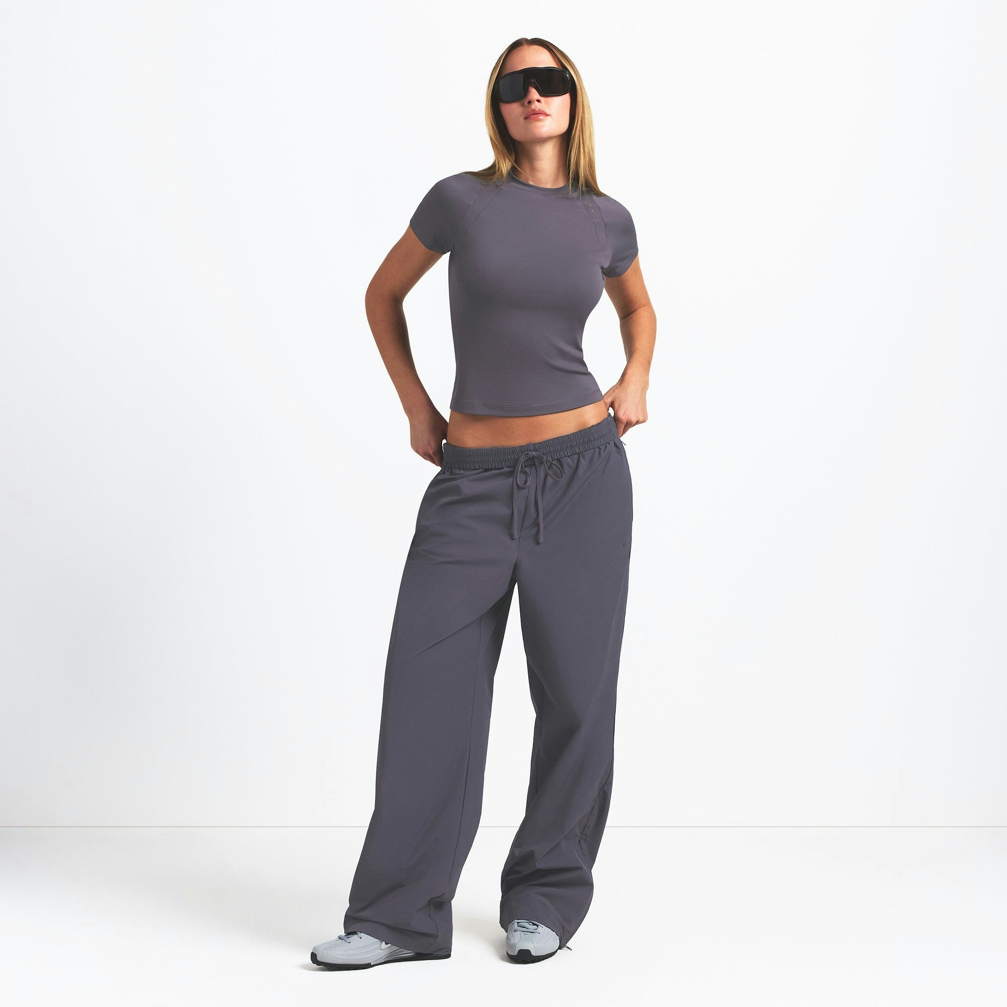 Skims Nikeskims Airy Baby Tee Raven