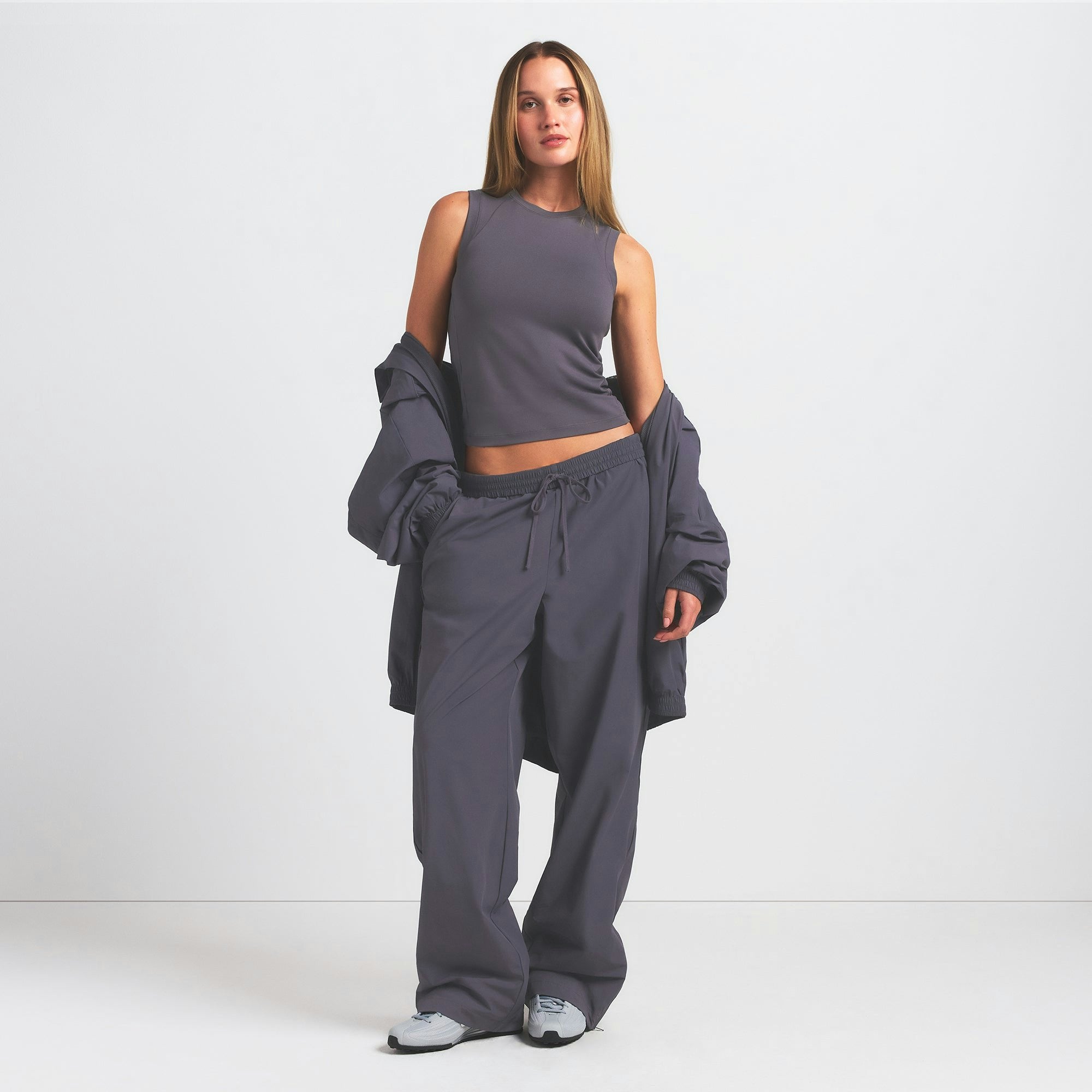 Skims Nikeskims Airy Muscle Tee Raven