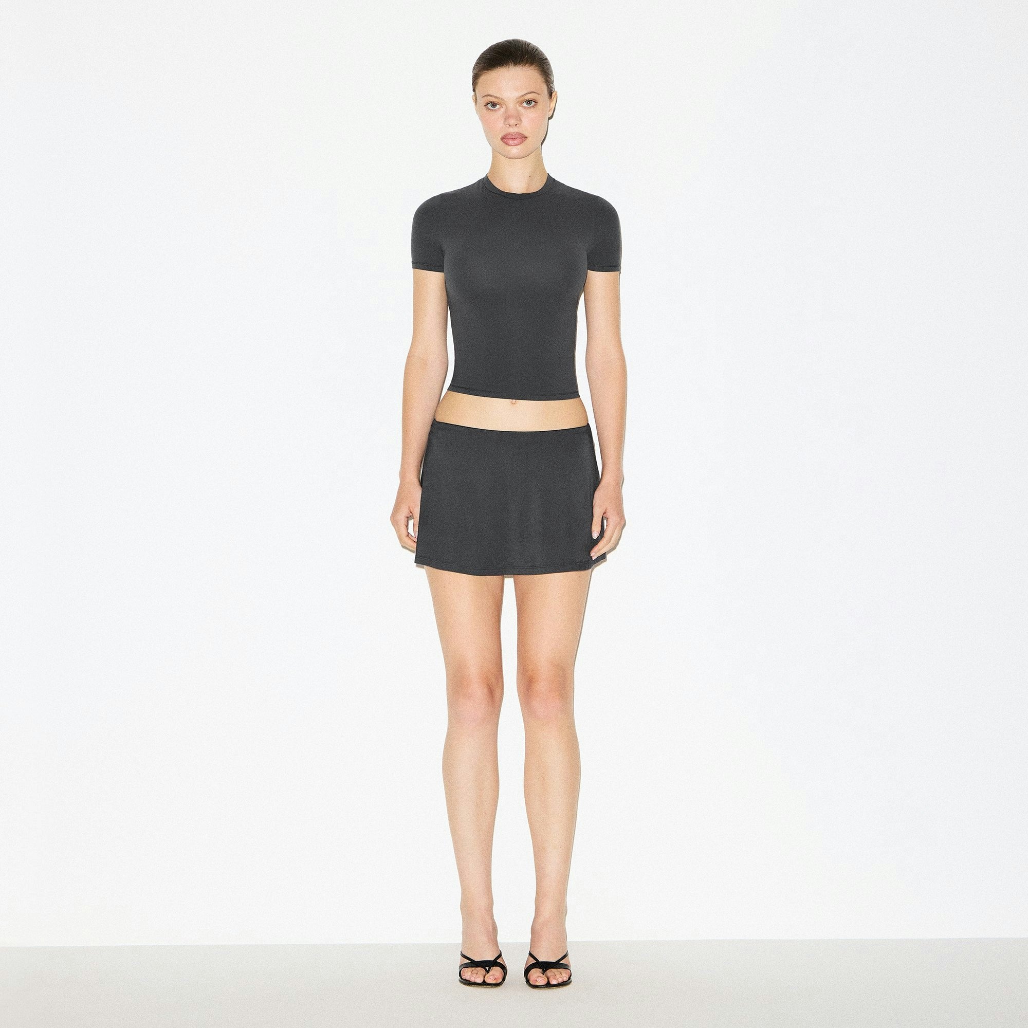 Skims Fits Everybody T-Shirt Graphite