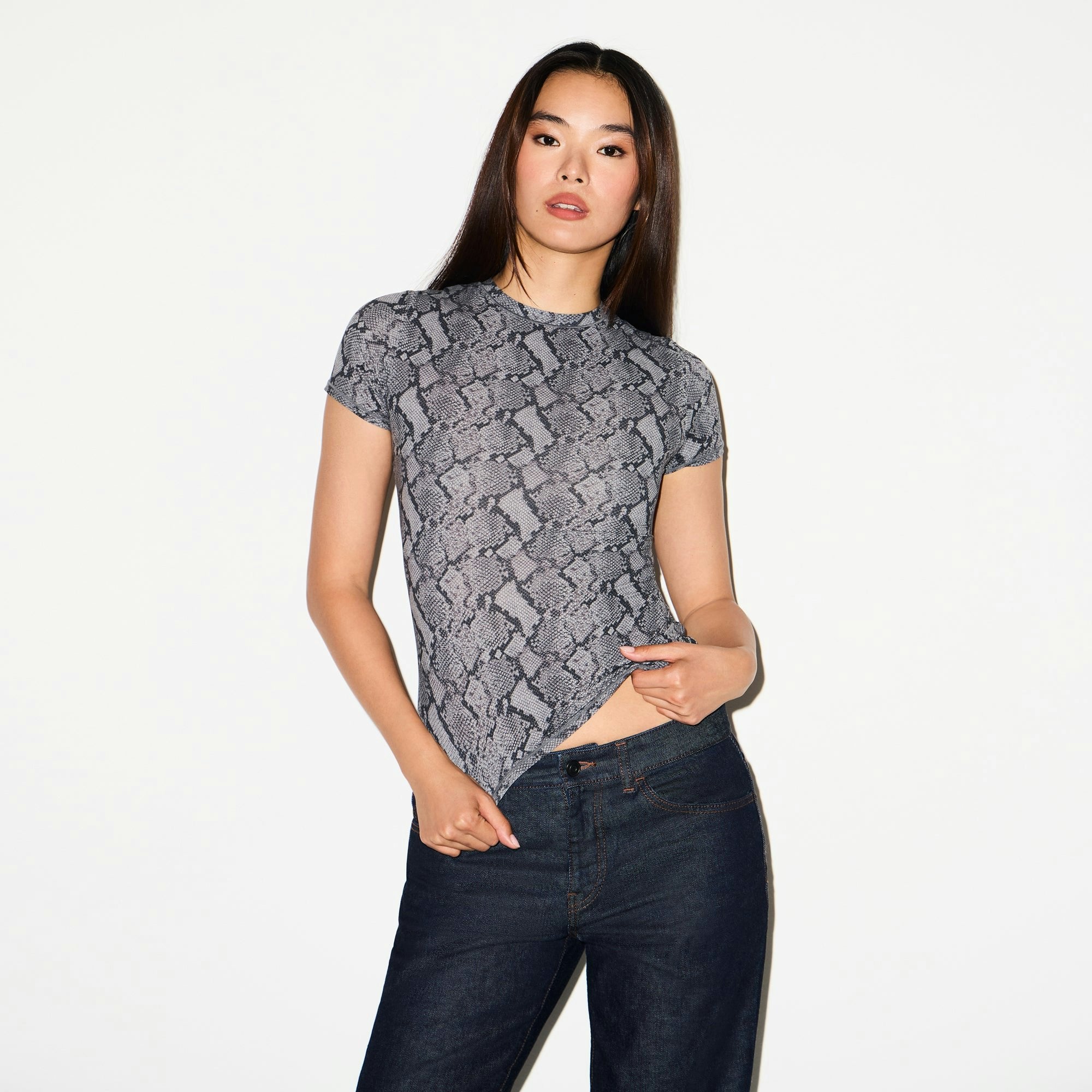 Skims Fits Everybody T-Shirt Shadow Snake Print