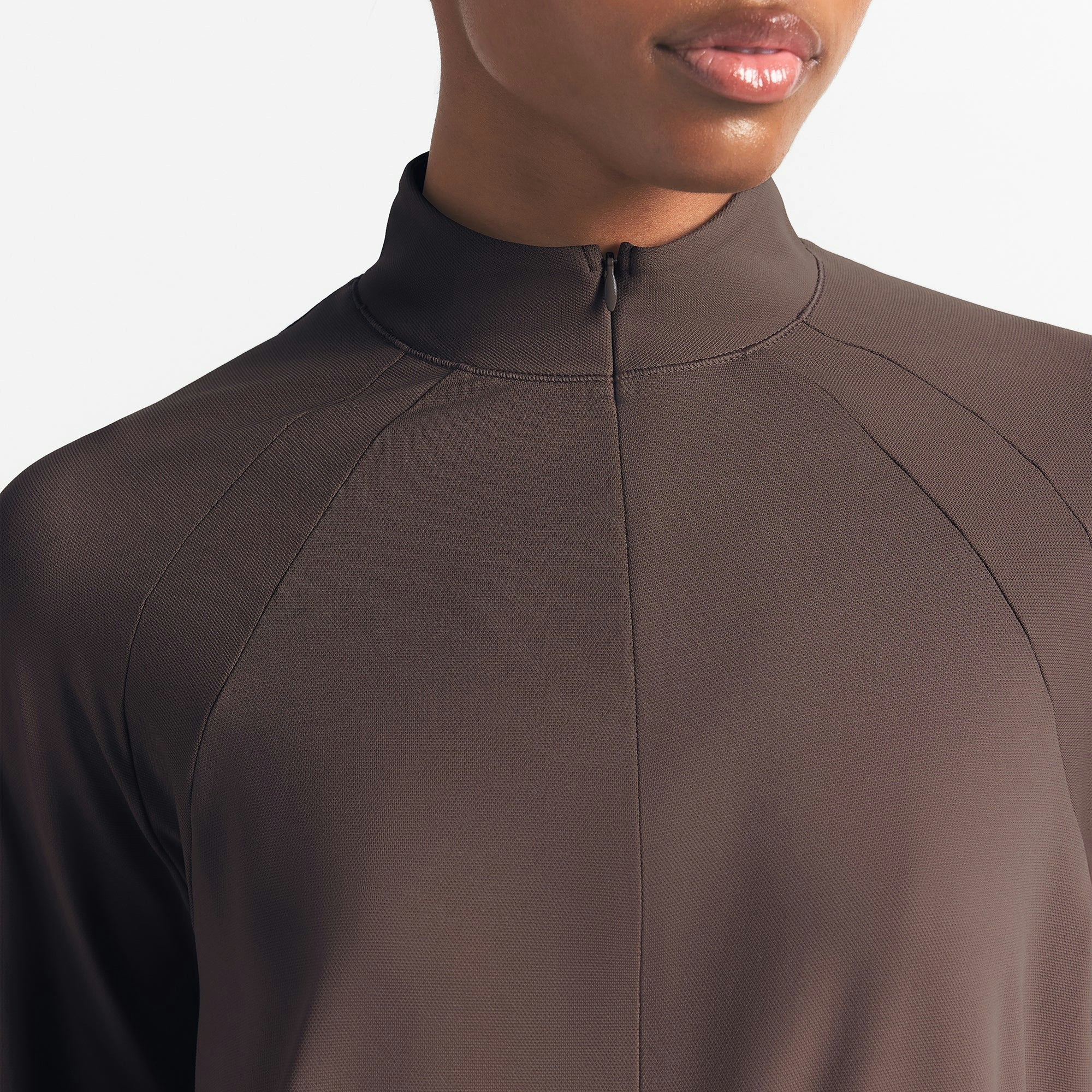 Skims Nikeskims Airy Long Sleeve Half Zip Dark Sepia