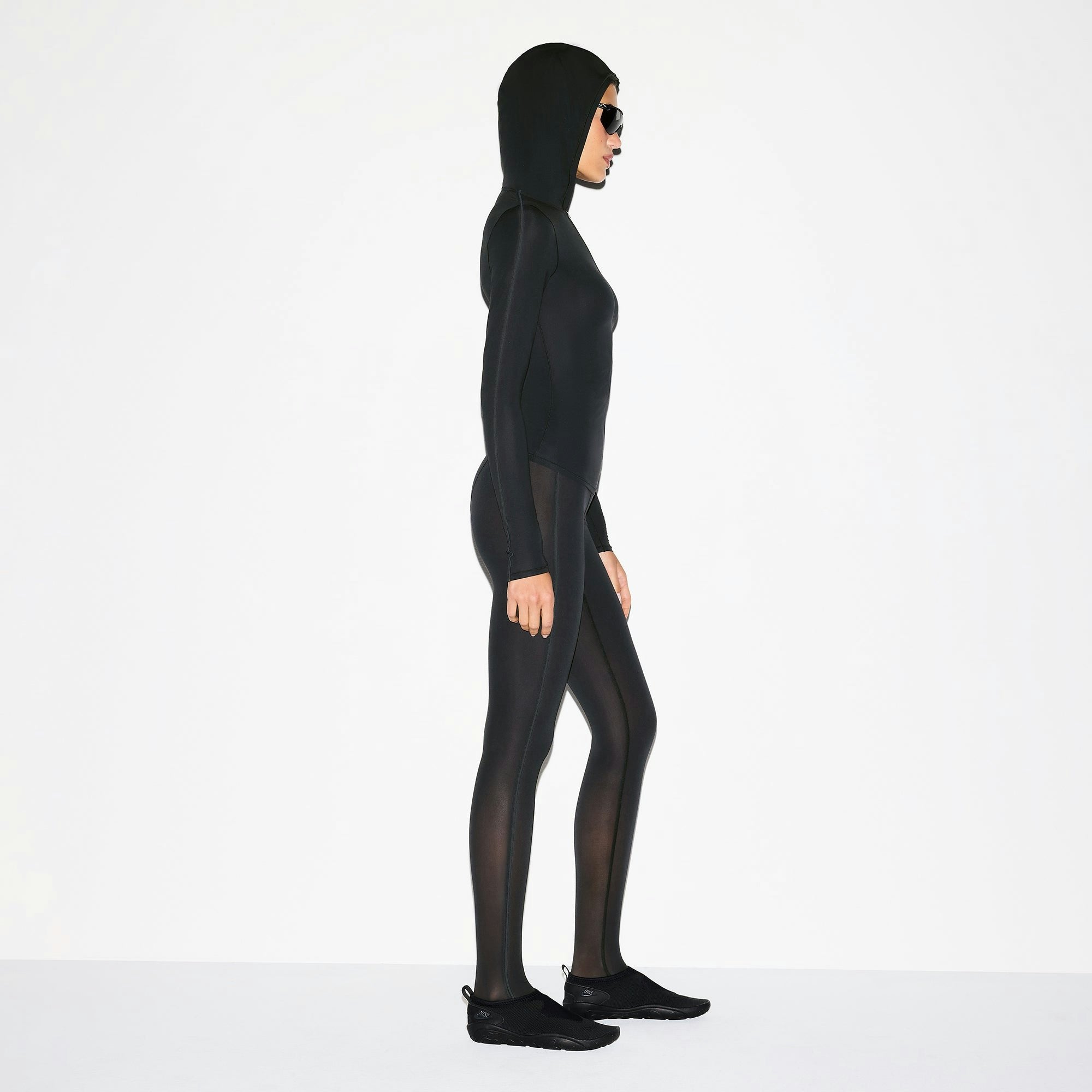 Skims Nikeskims Weightless Layers Zip Up Hoodie Obsidian