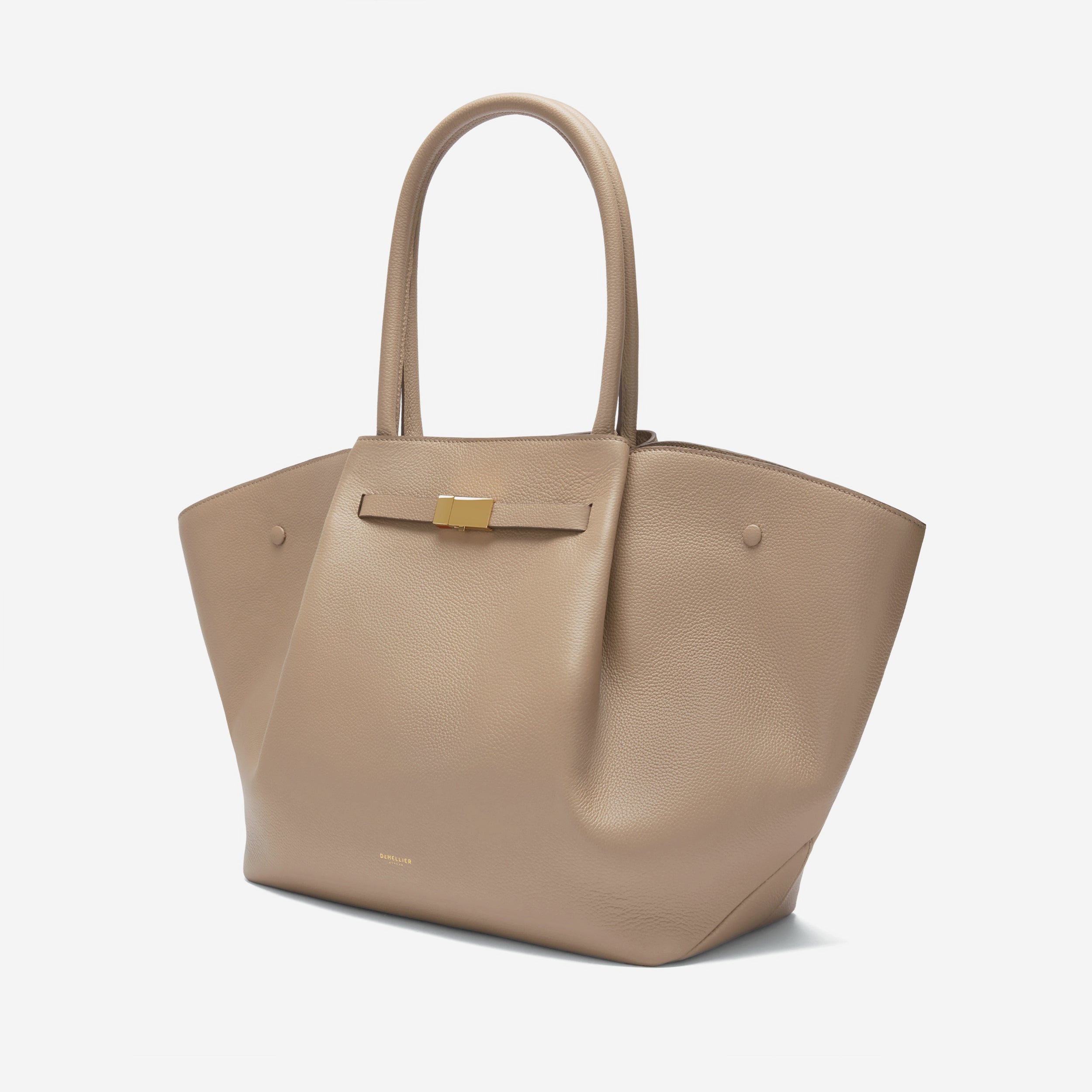 DeMellier The New York dark sand small grain