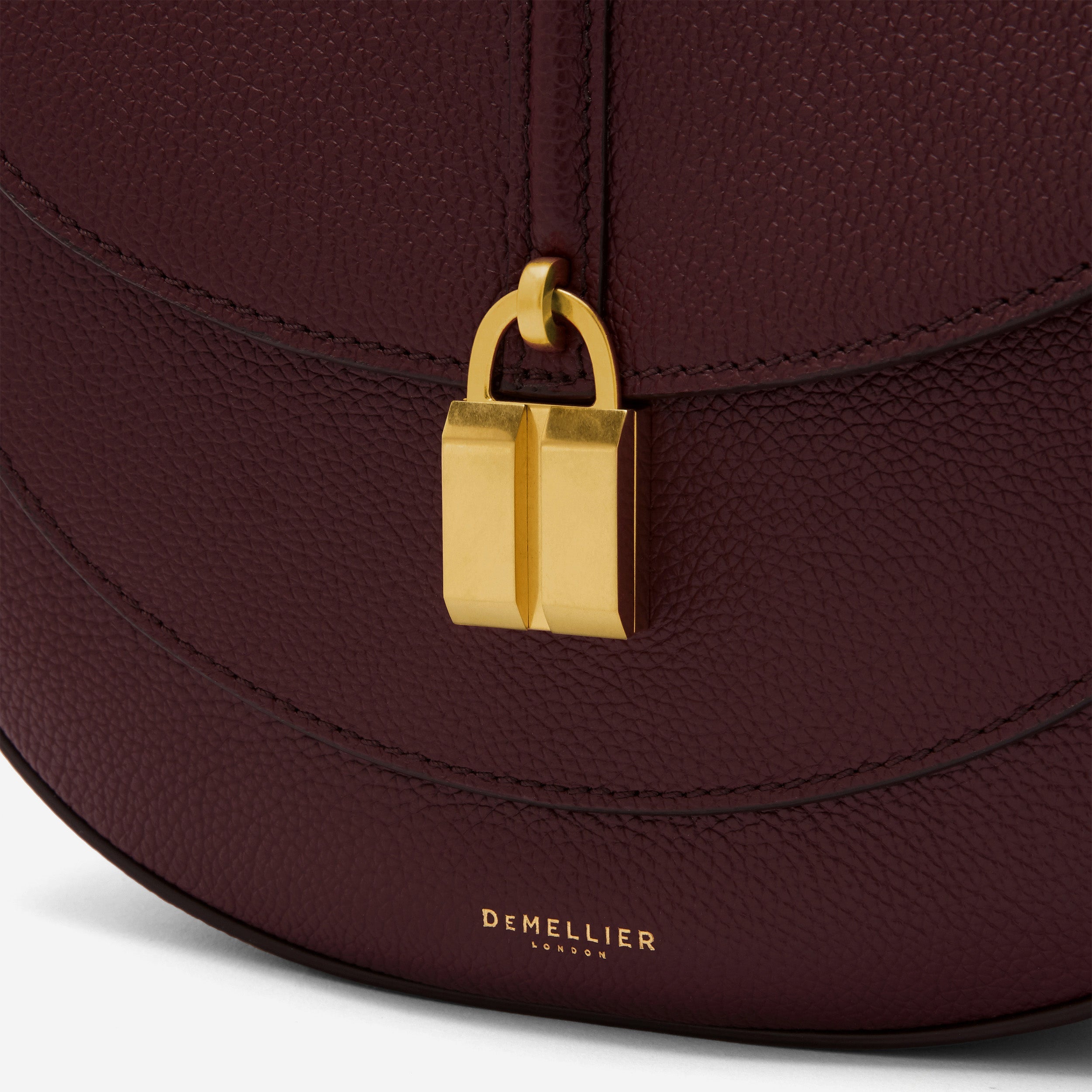 DeMellier The Siena Saddle burgundy small grain
