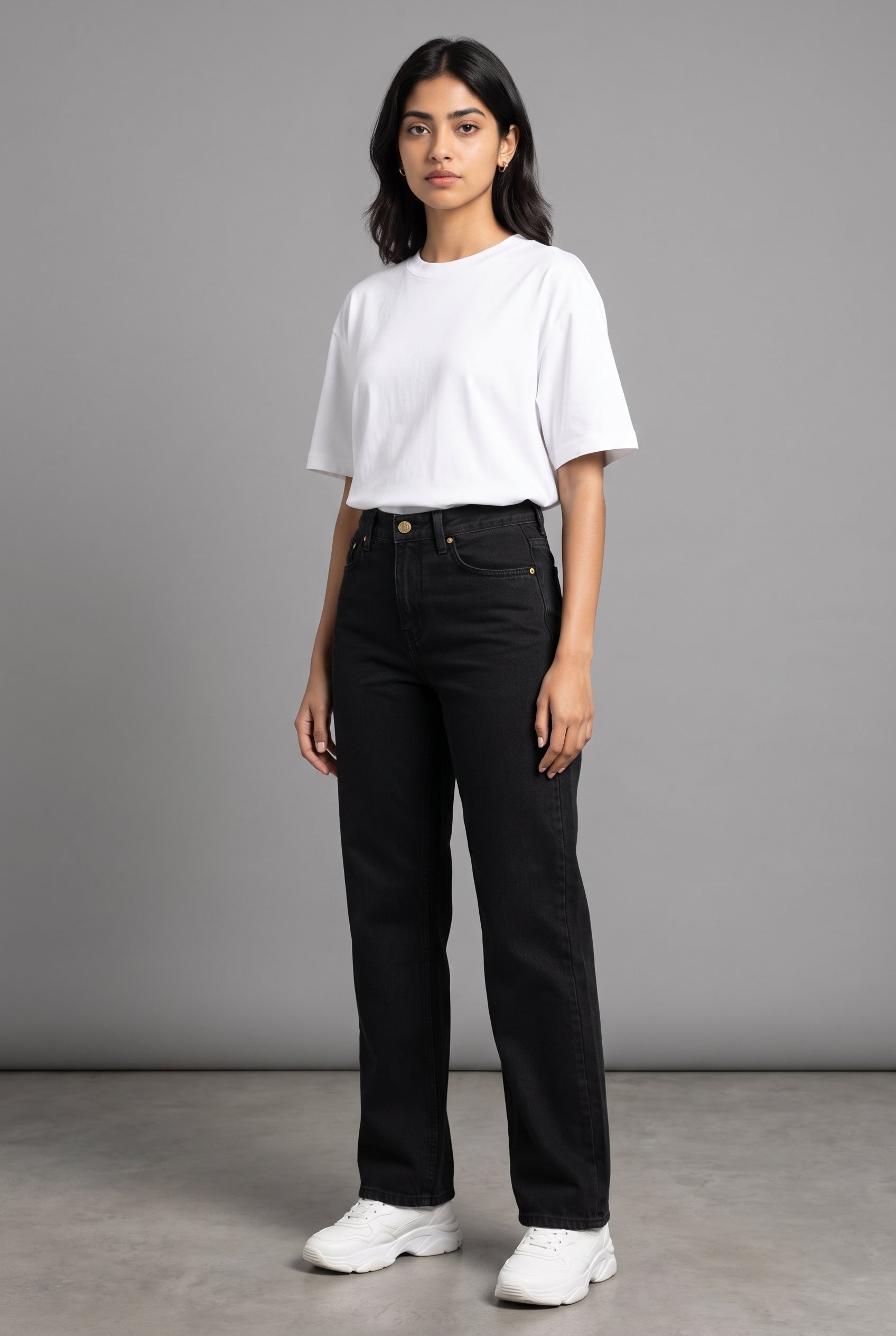 CLASSIC BLACK DENIM WOMEN'S JEANS