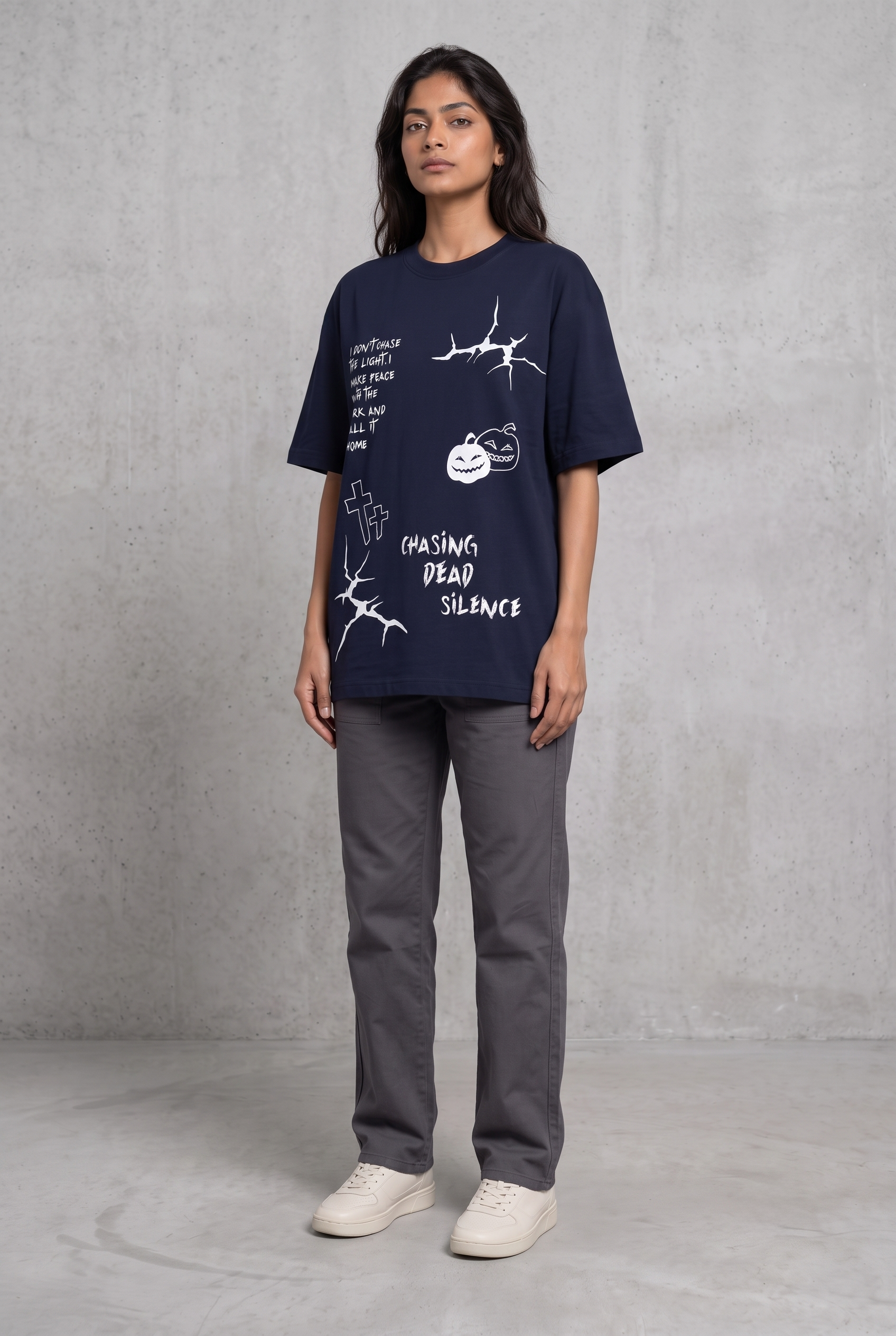 MIDNIGHT SPOOKY NAVY WOMEN’S OVERSIZED T-SHIRT