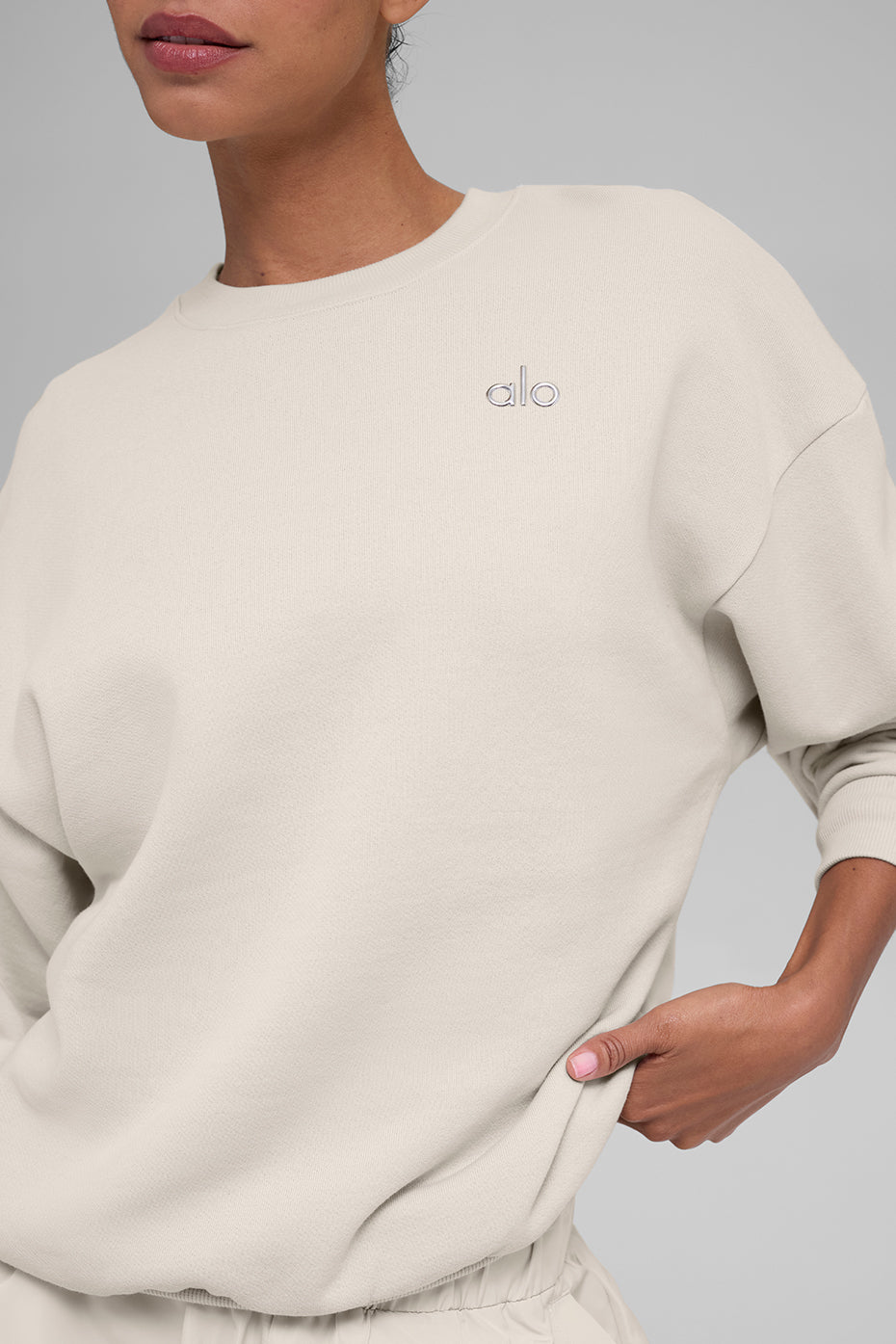 Alo Yoga Women'S Accolade Crew Neck Pullover