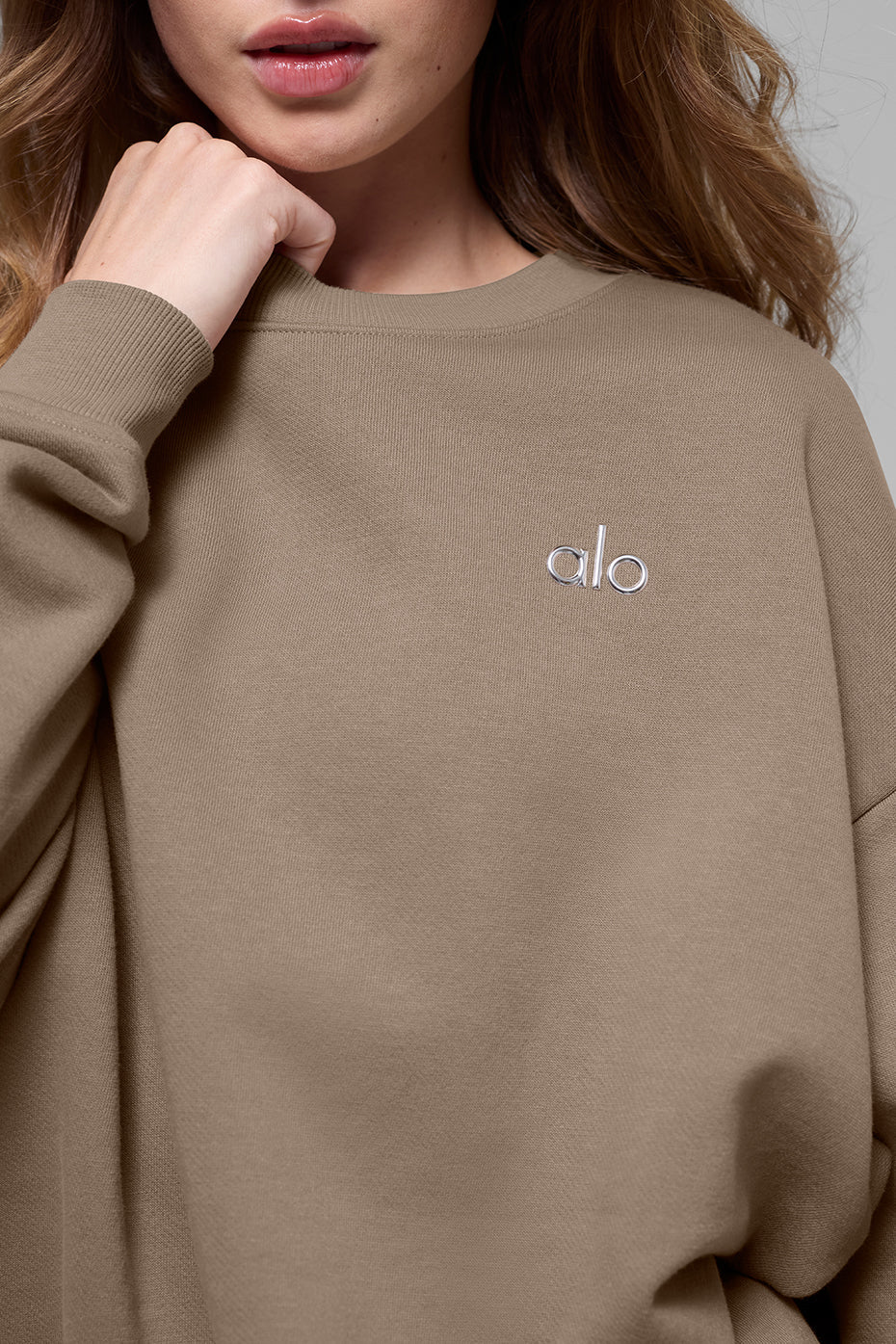 Alo Yoga Women'S Accolade Crew Neck Pullover