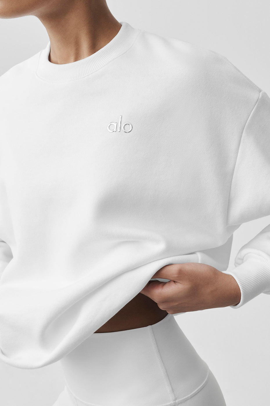 Alo Yoga Women'S Accolade Crew Neck Pullover