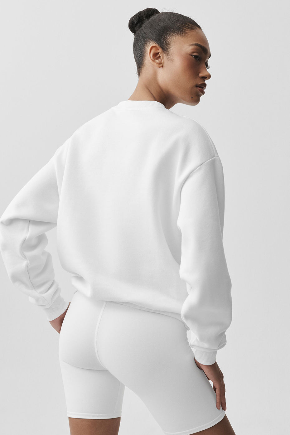 Alo Yoga Women'S Accolade Crew Neck Pullover