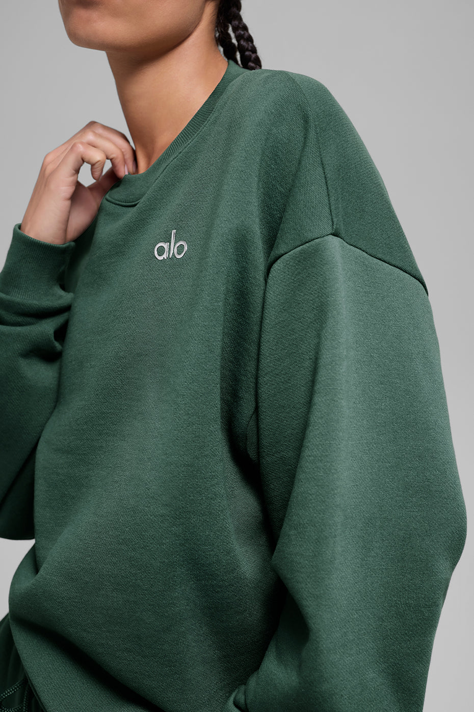 Alo Yoga Women'S Accolade Crew Neck Pullover