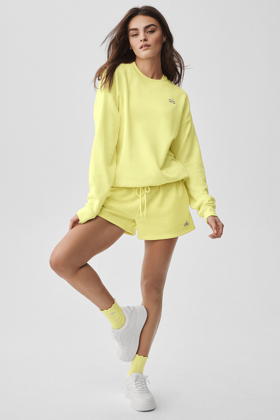Alo Yoga Women'S Accolade Crew Neck Pullover