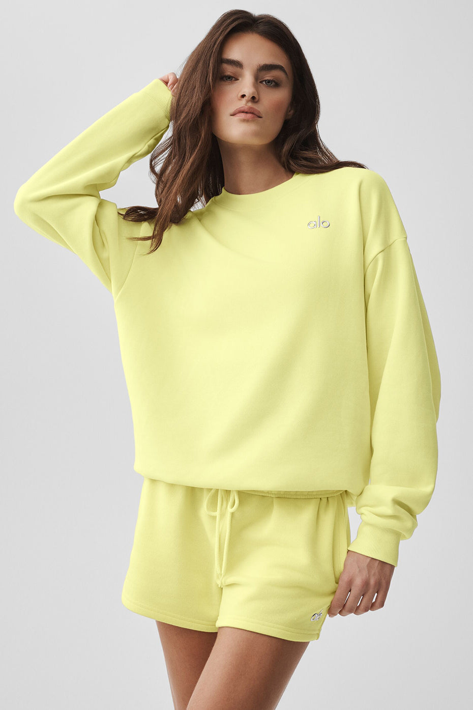 Alo Yoga Women'S Accolade Crew Neck Pullover