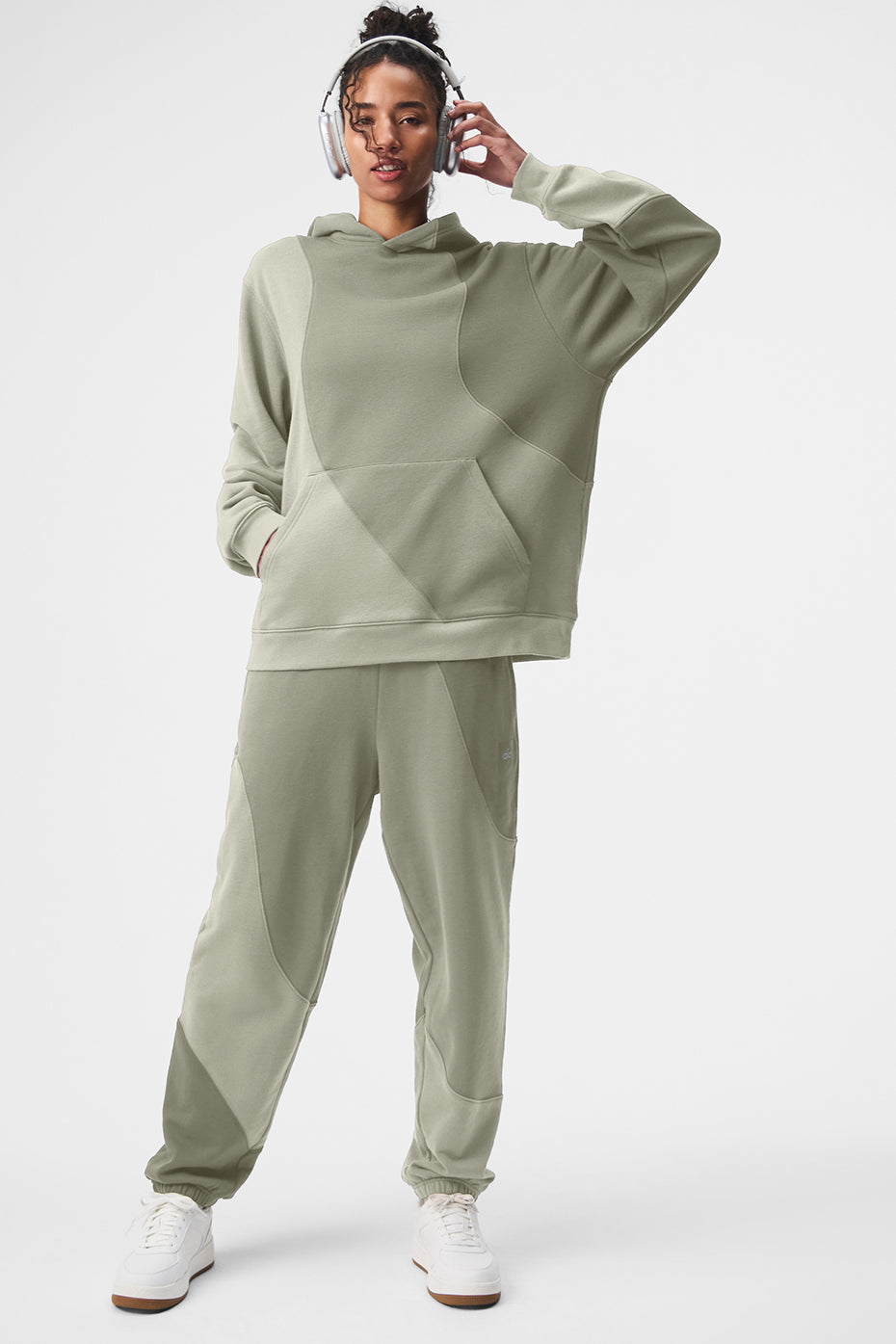 Alo Yoga Women'S Make Waves Hoodie
