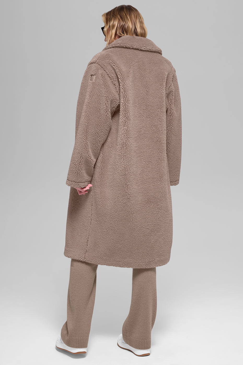 Alo Yoga Women'S Oversized Sherpa Trench