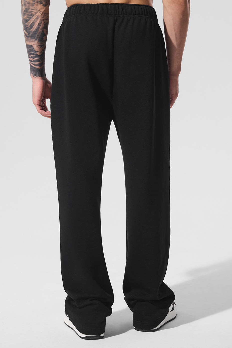 Alo Yoga Accolade Straight Leg Sweatpant