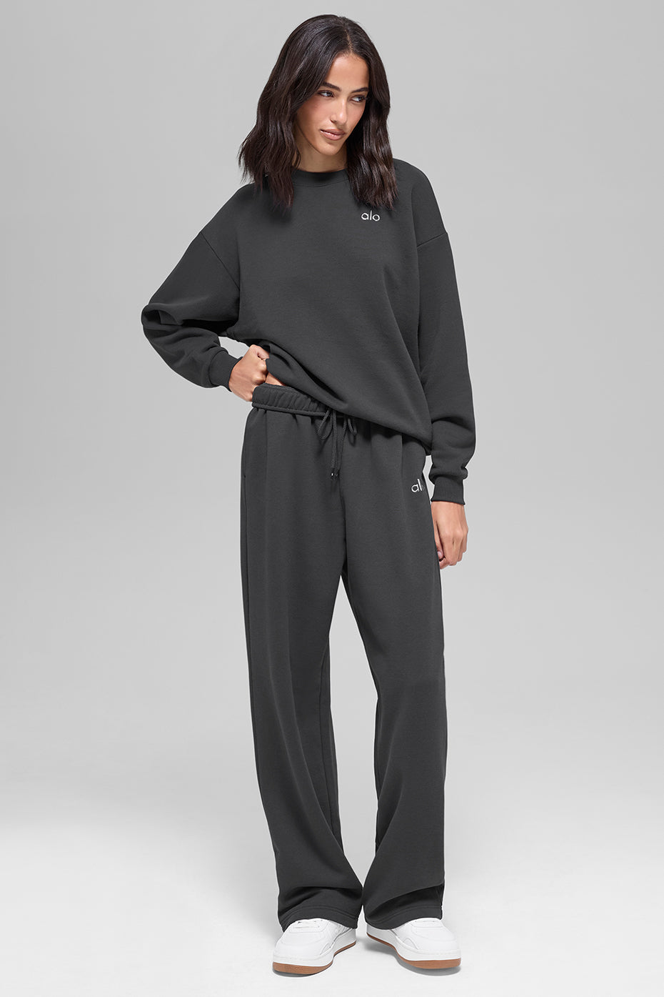Alo Yoga Women'S Accolade Straight Leg Sweatpant