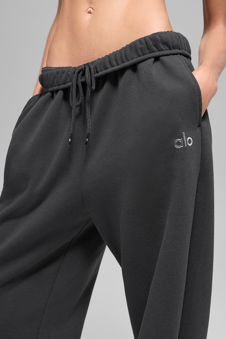 Alo Yoga Women'S Accolade Straight Leg Sweatpant